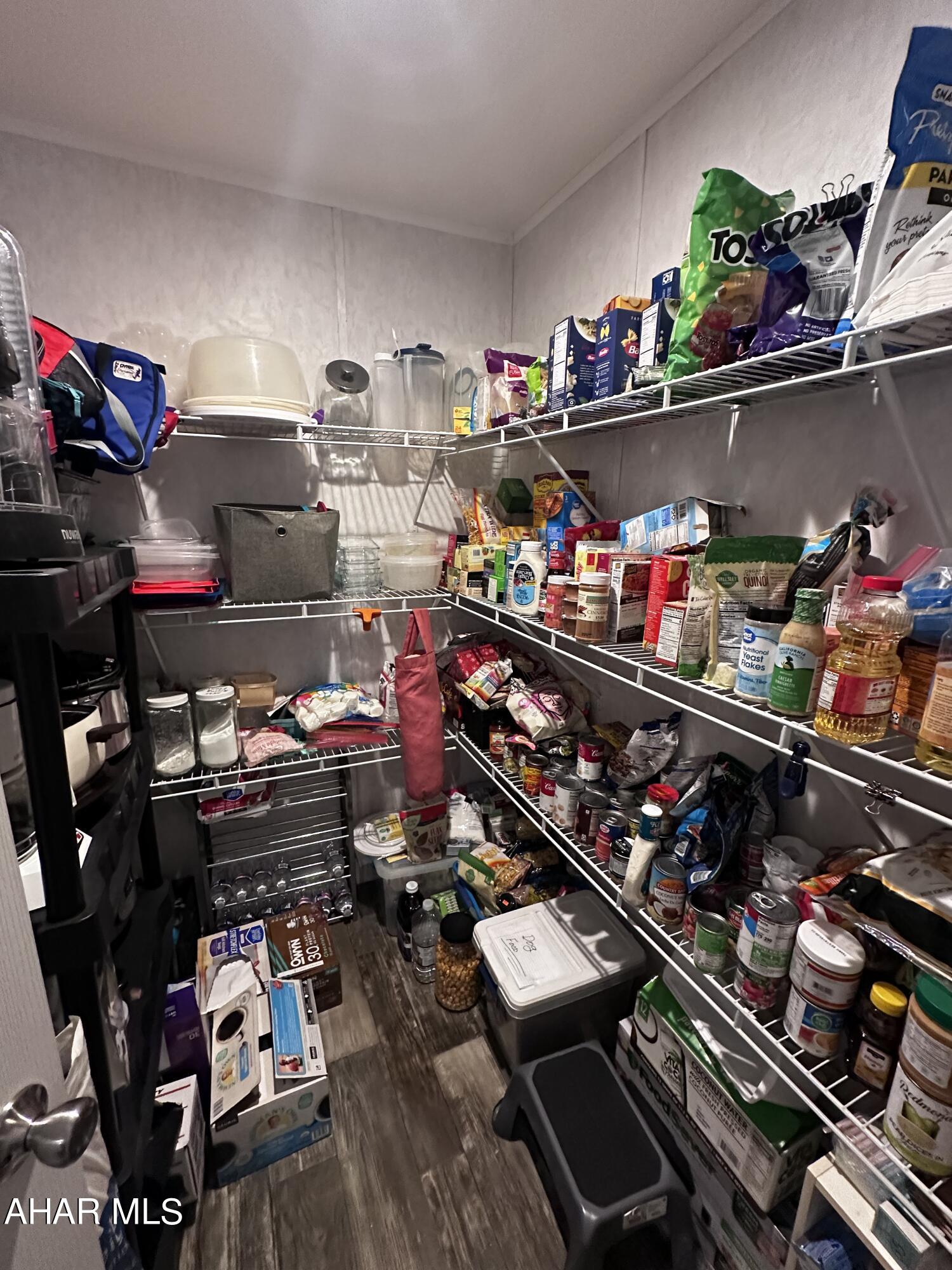 Saxton - Residential