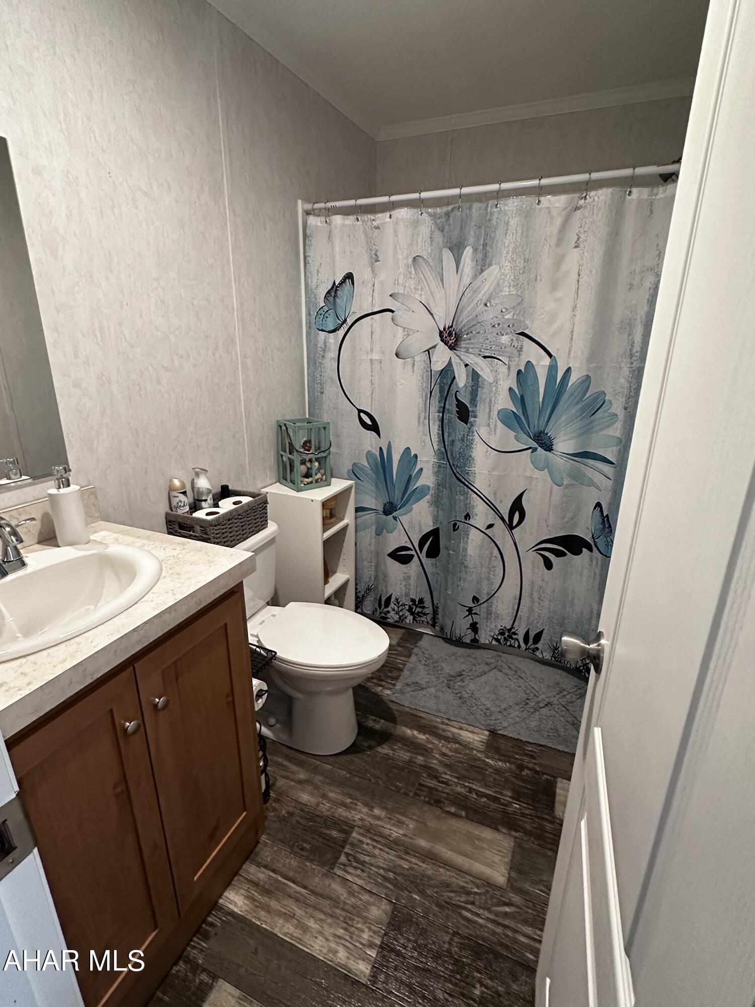 Saxton - Residential