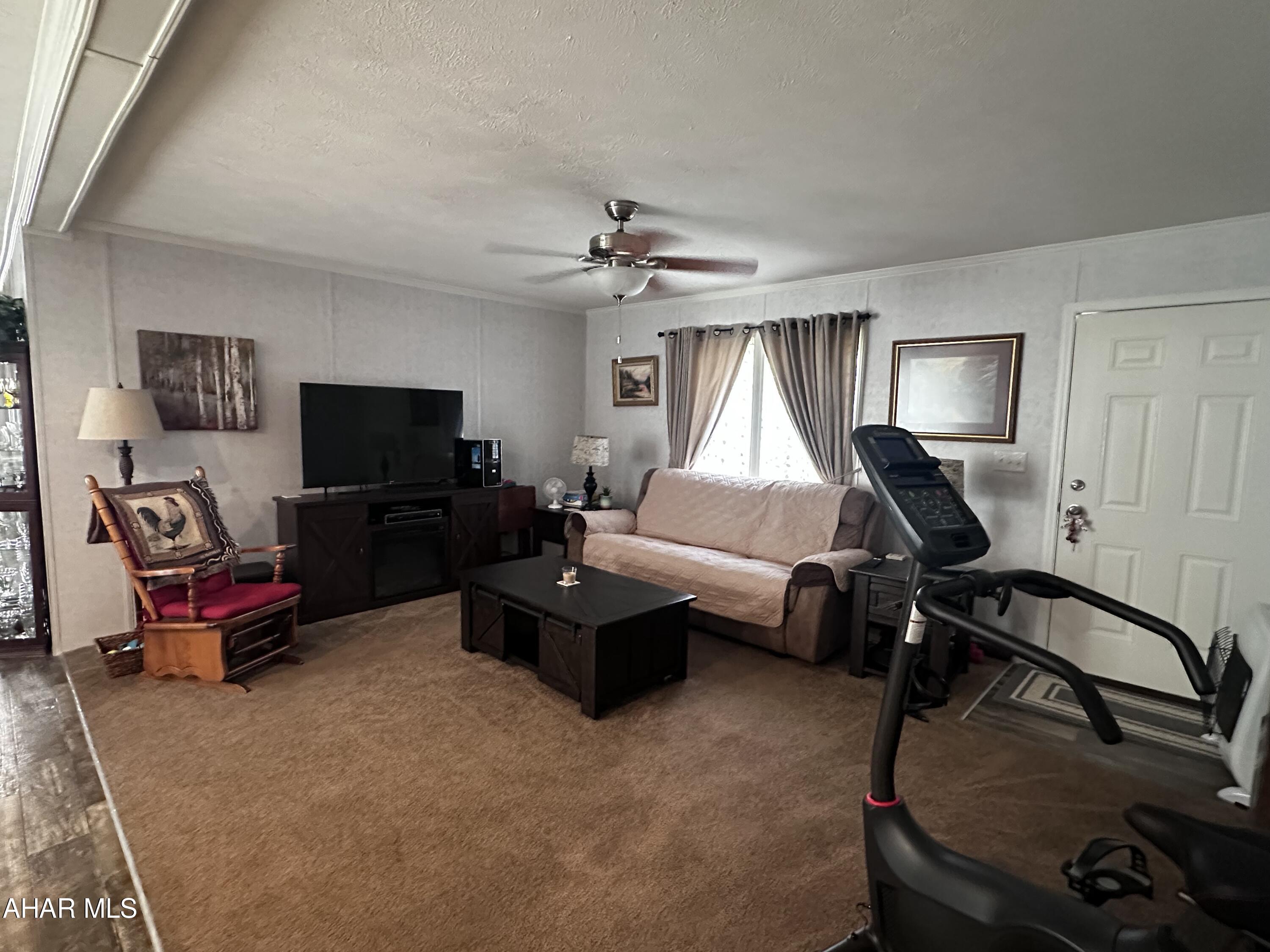 Saxton - Residential