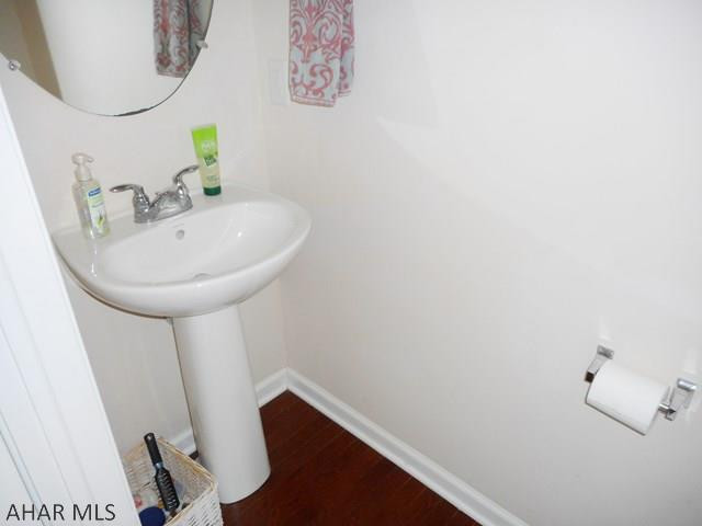 Rolling Hills - Residential