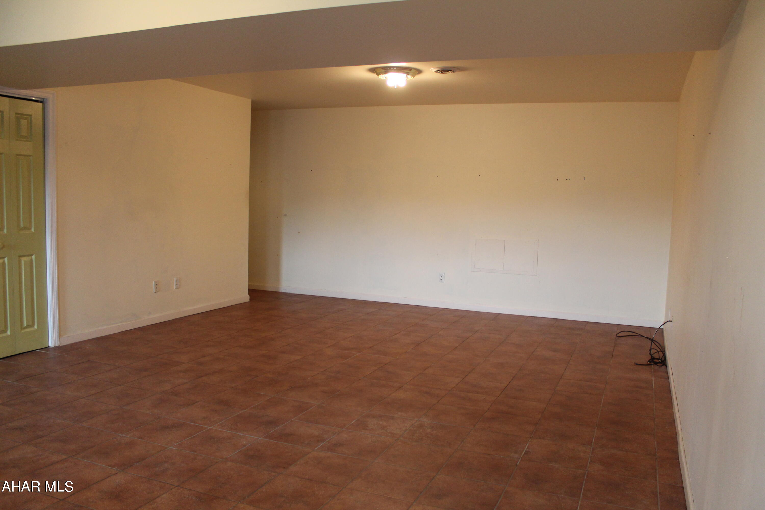 Holiday Hills - Residential