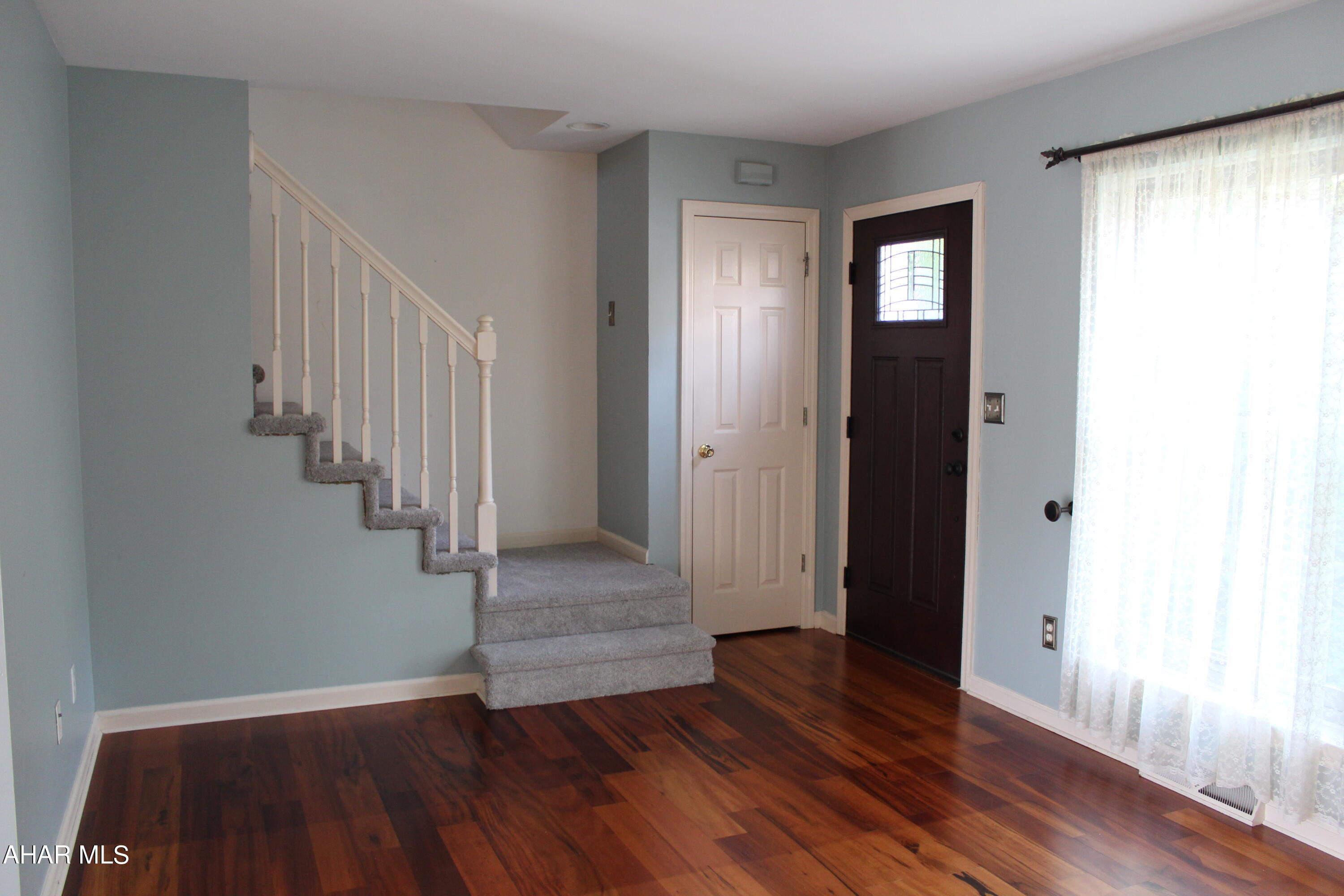 Holiday Hills - Residential