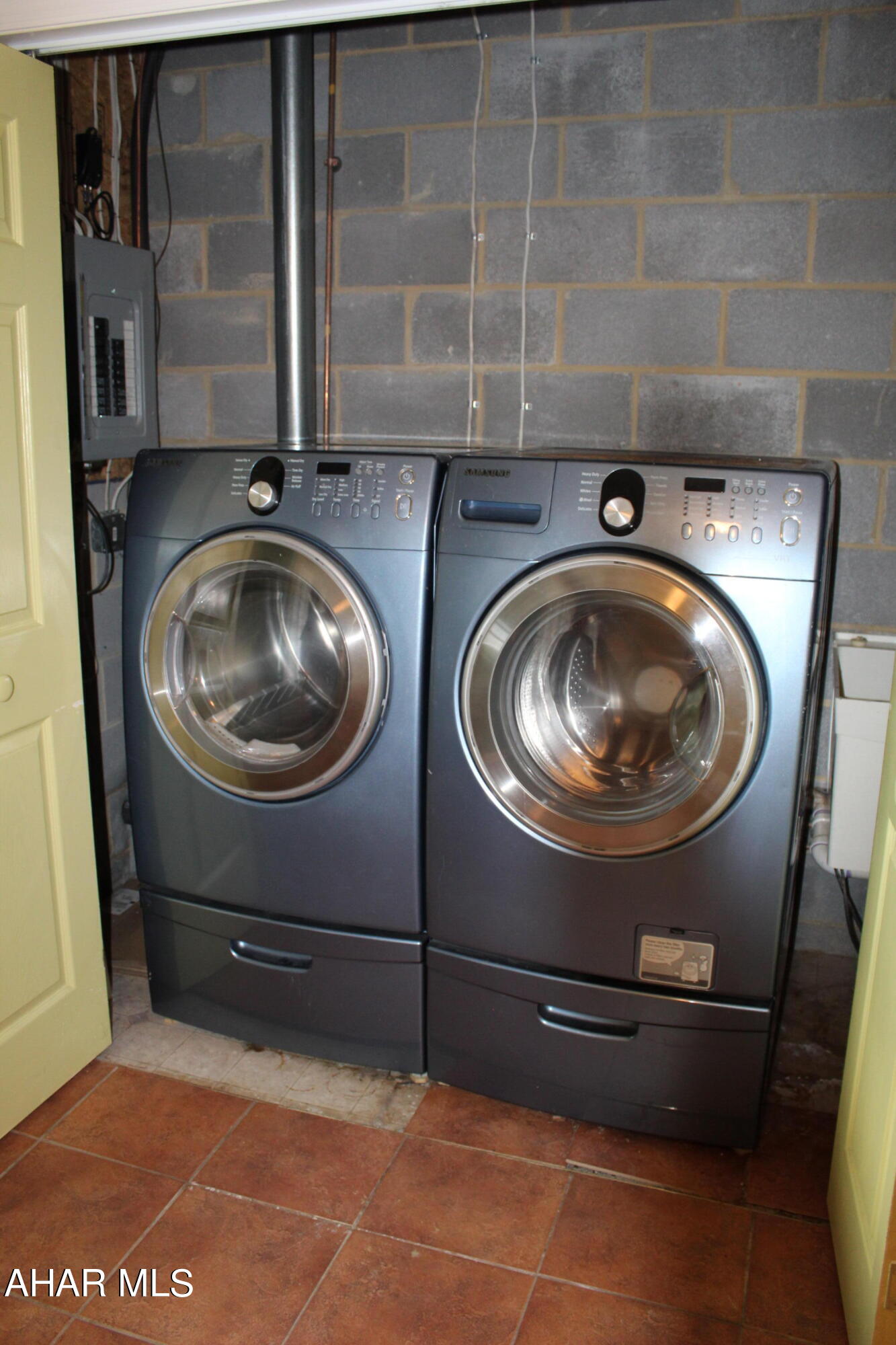 Holiday Hills - Residential