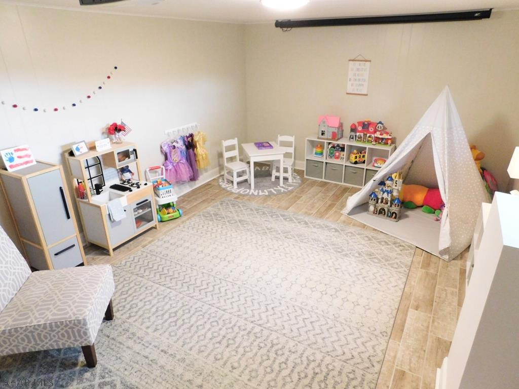 College Heights - Residential