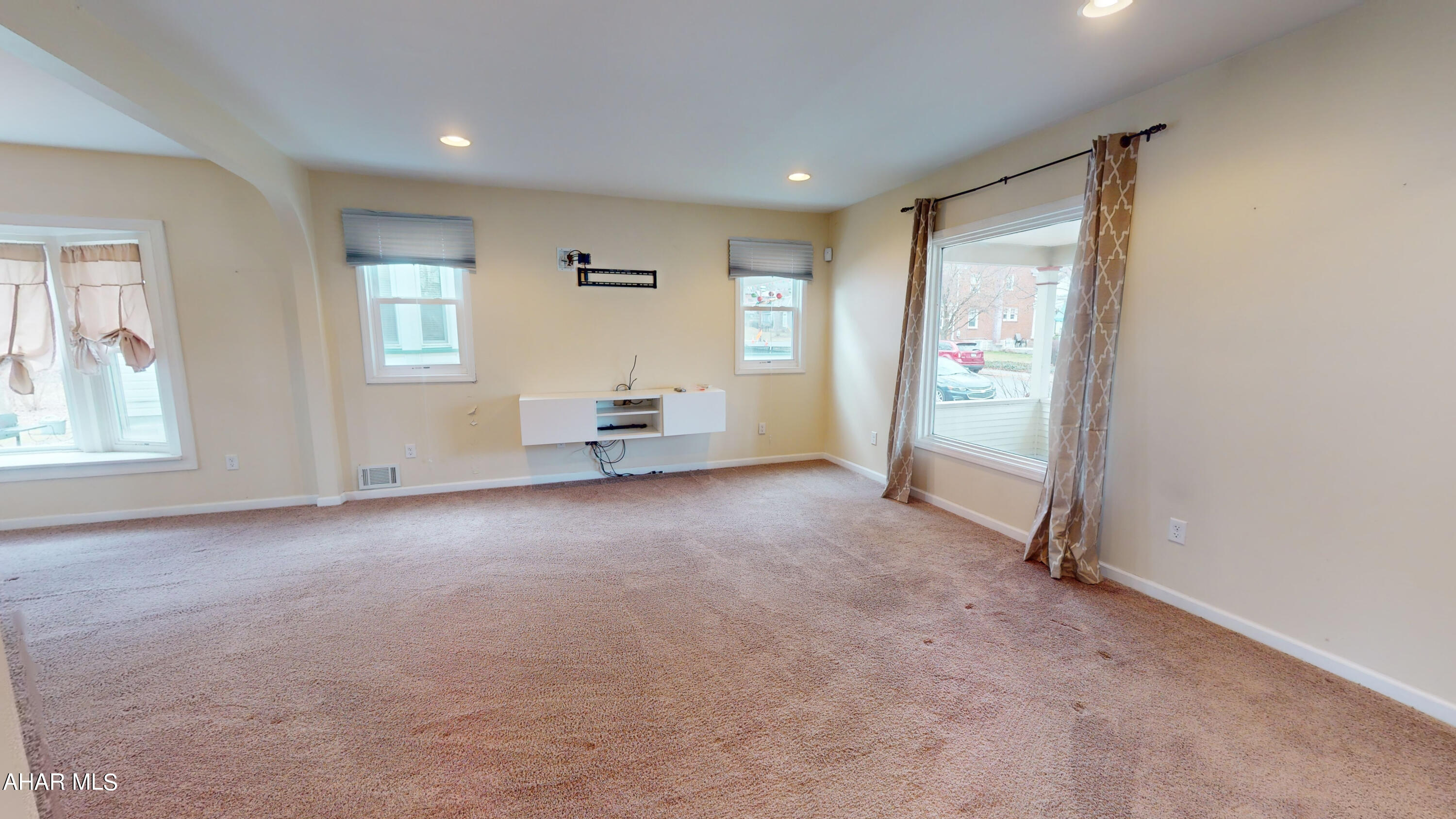 Hollidaysburg - Residential