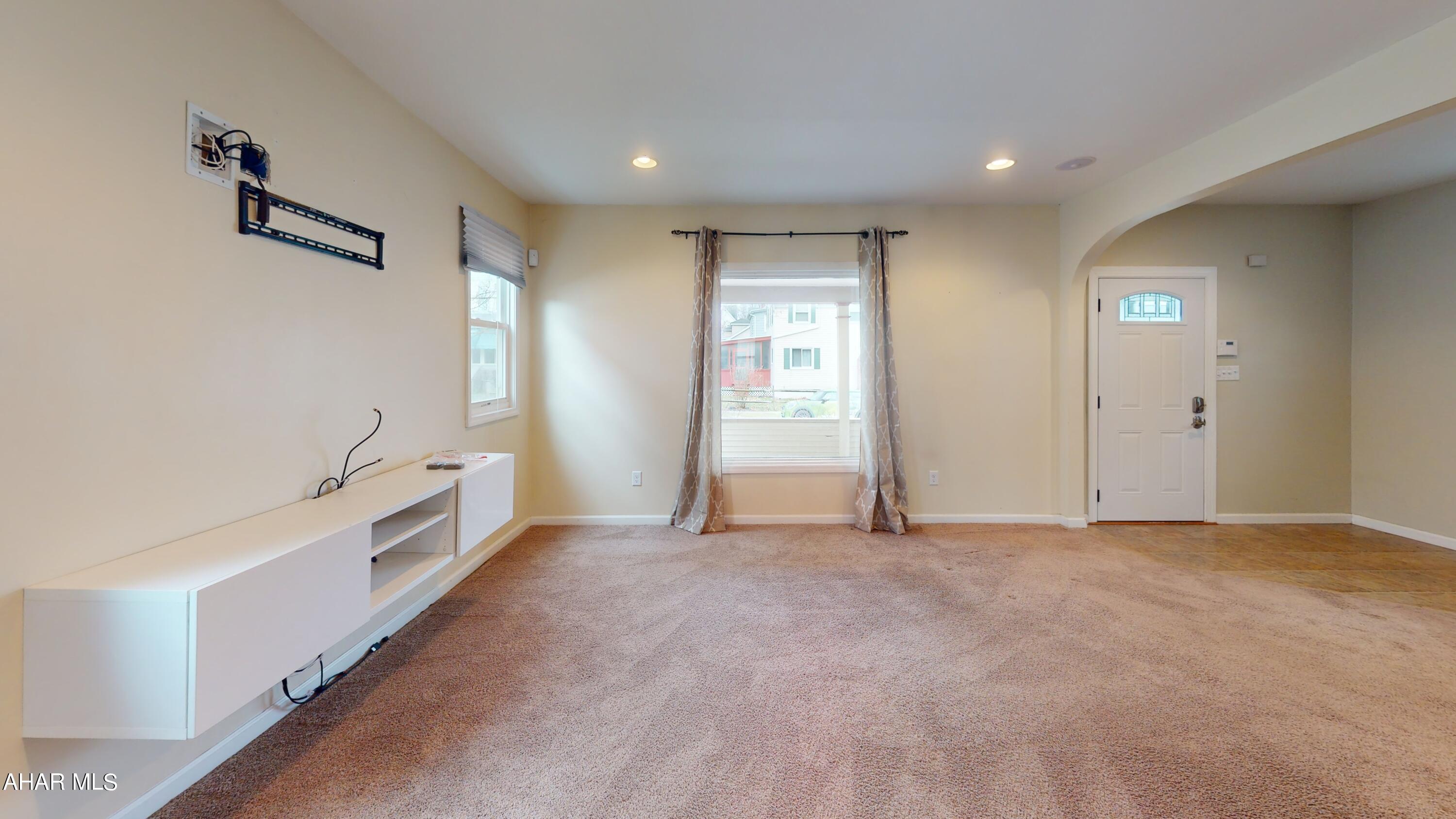 Hollidaysburg - Residential