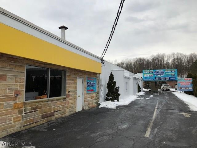 Pleasant Valley - Commercial Sale