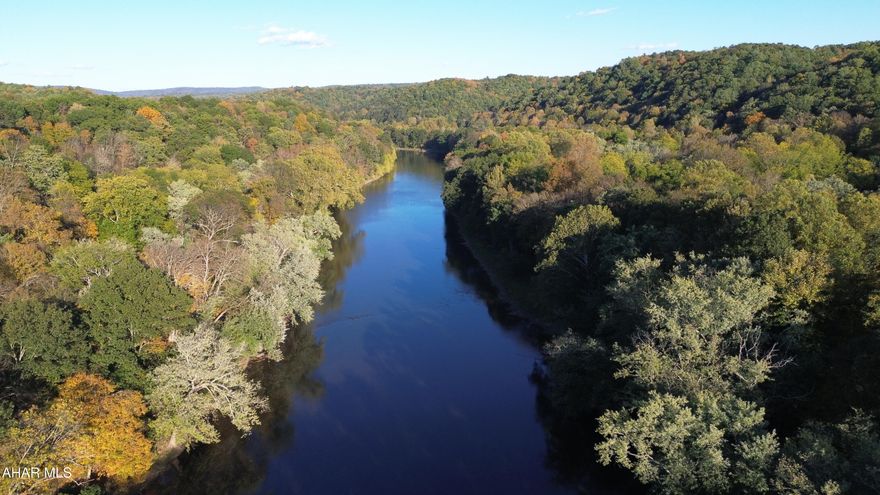 33 Acres on the Juniata River offering over 1750' of river frontage and a perc-approved building site. Would make a great location to build your dream home or getaway. Offer Deadline: Tuesday the 18th at 3:00pm.