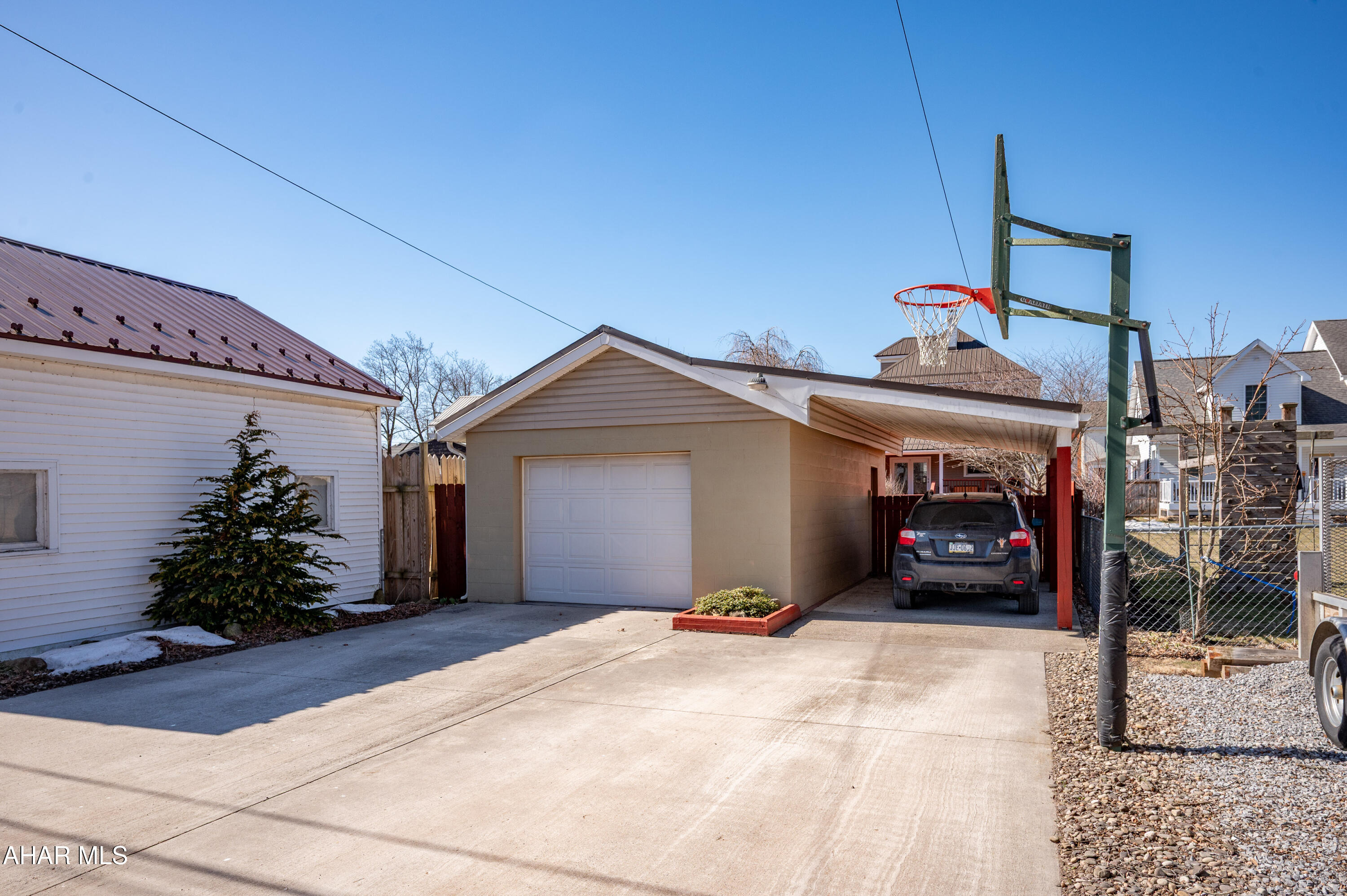 Unknown - Residential