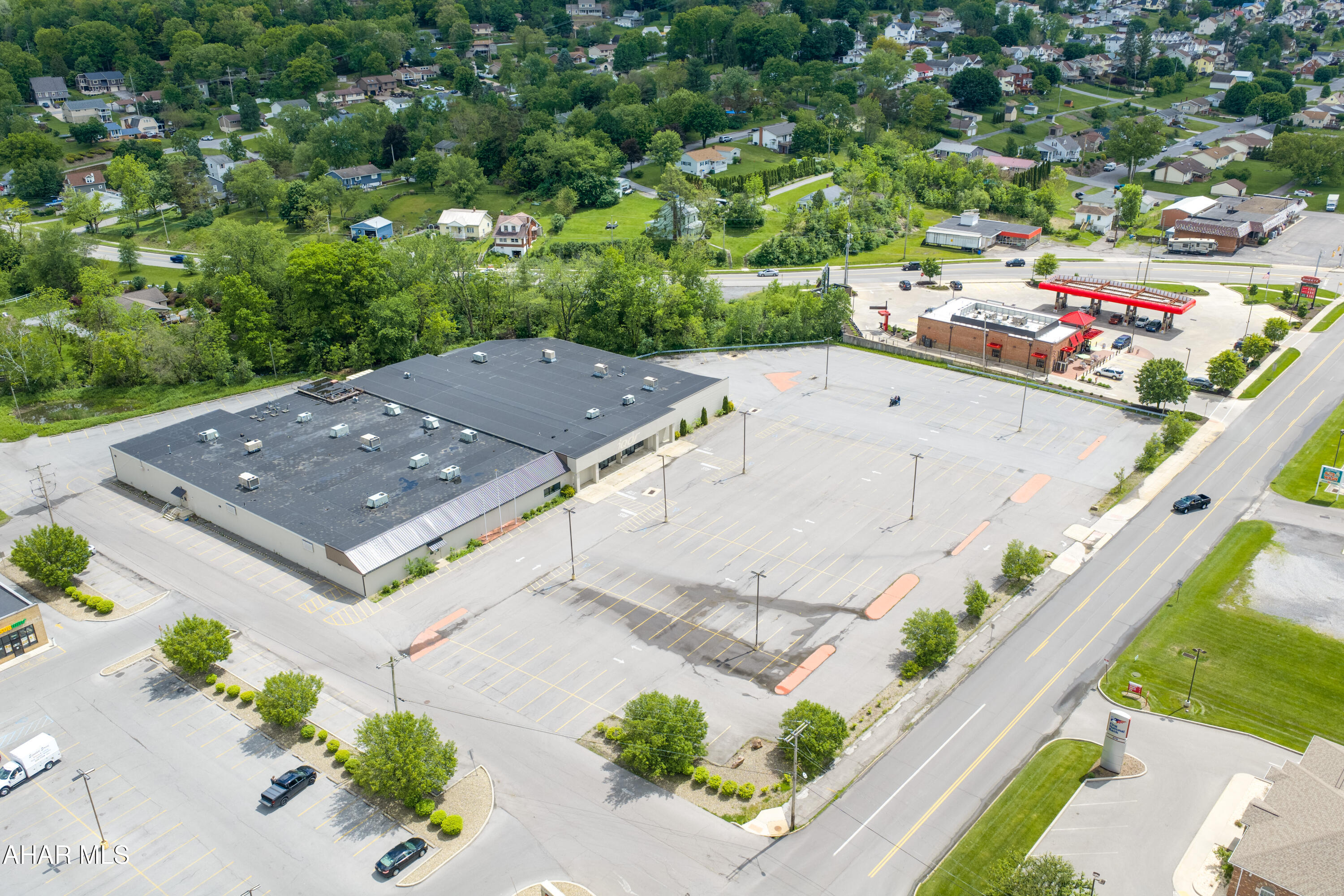 Wehnwood - Commercial Sale