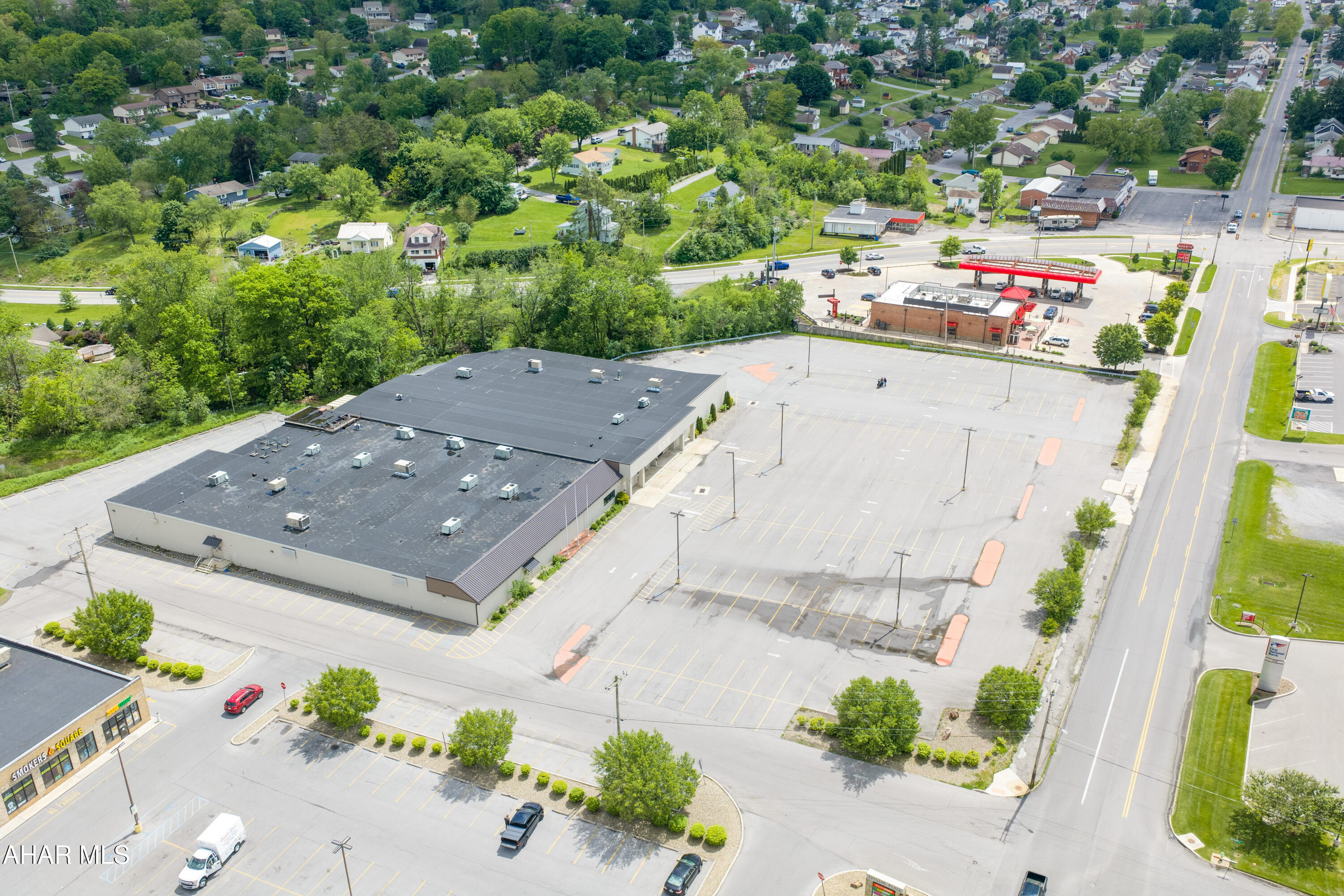 Wehnwood - Commercial Sale