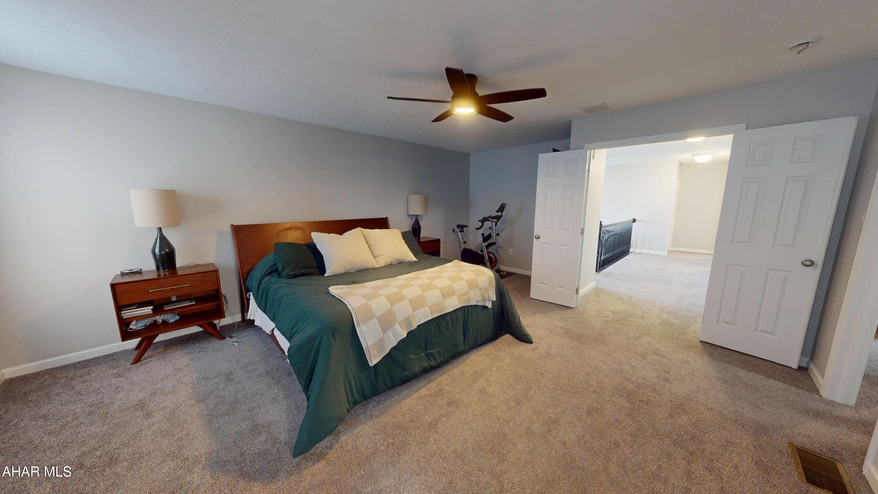 Rolling Hills - Residential