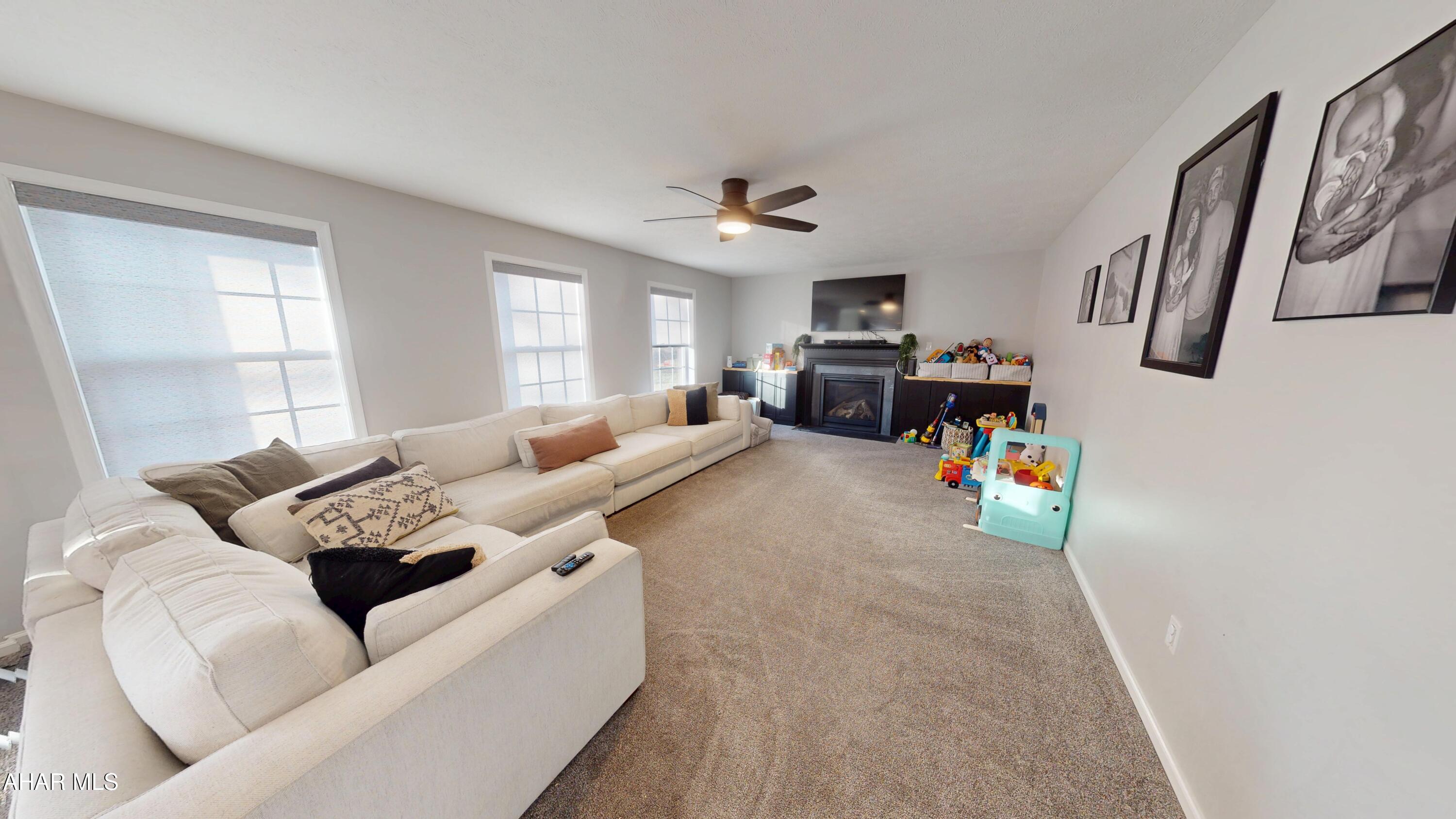 Rolling Hills - Residential