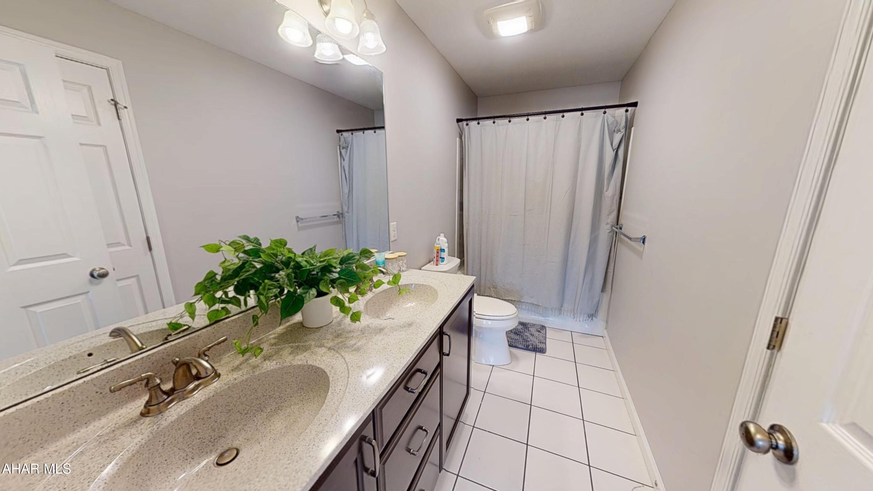 Rolling Hills - Residential