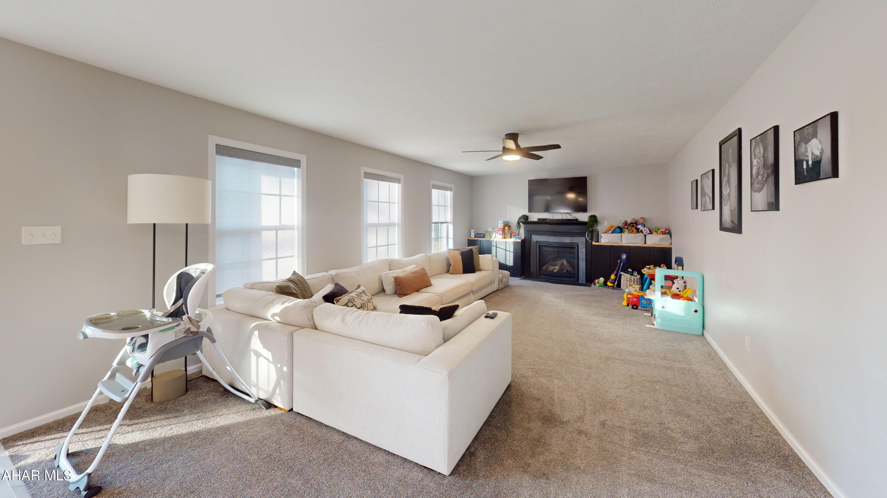 Rolling Hills - Residential