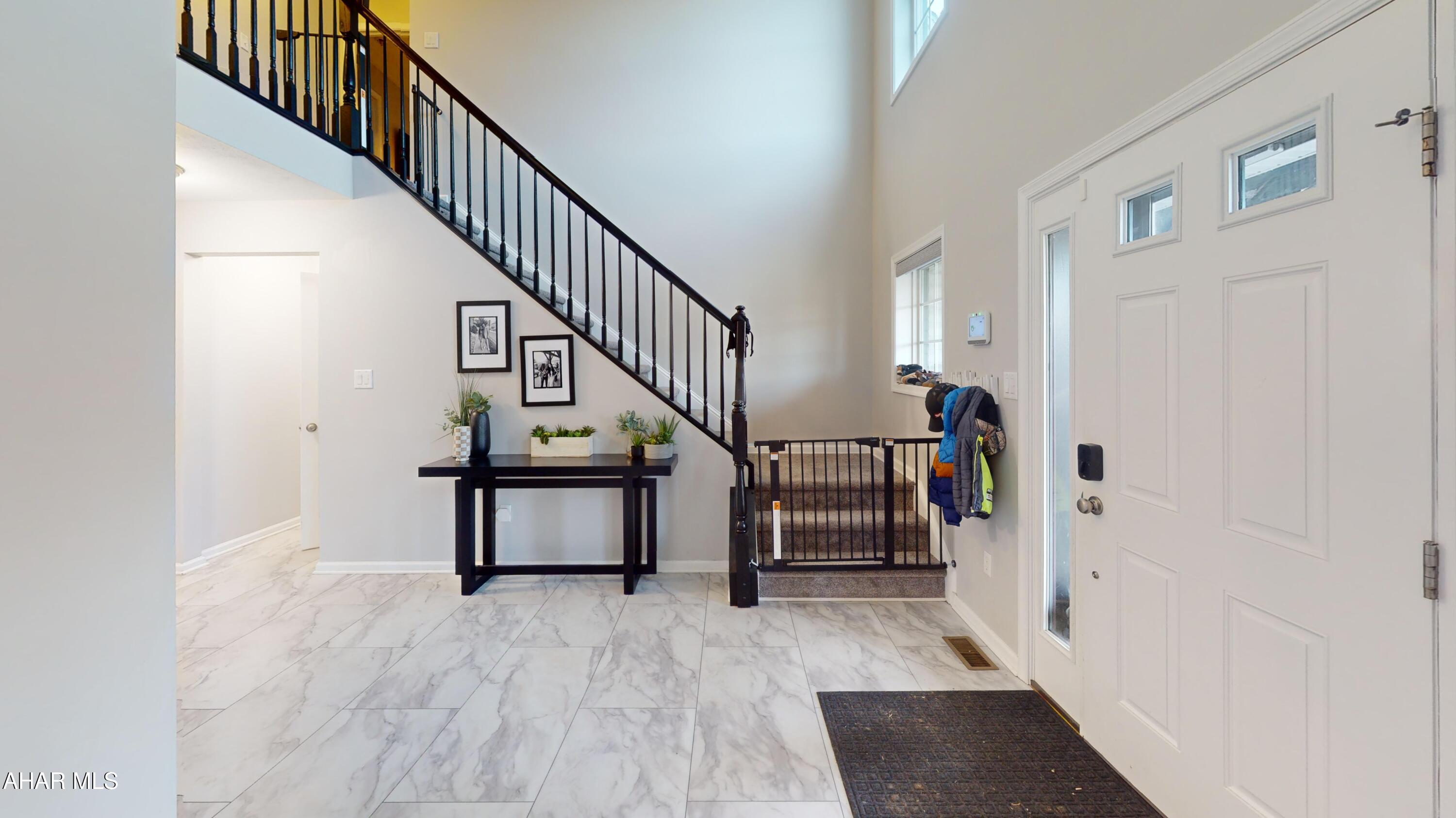 Rolling Hills - Residential