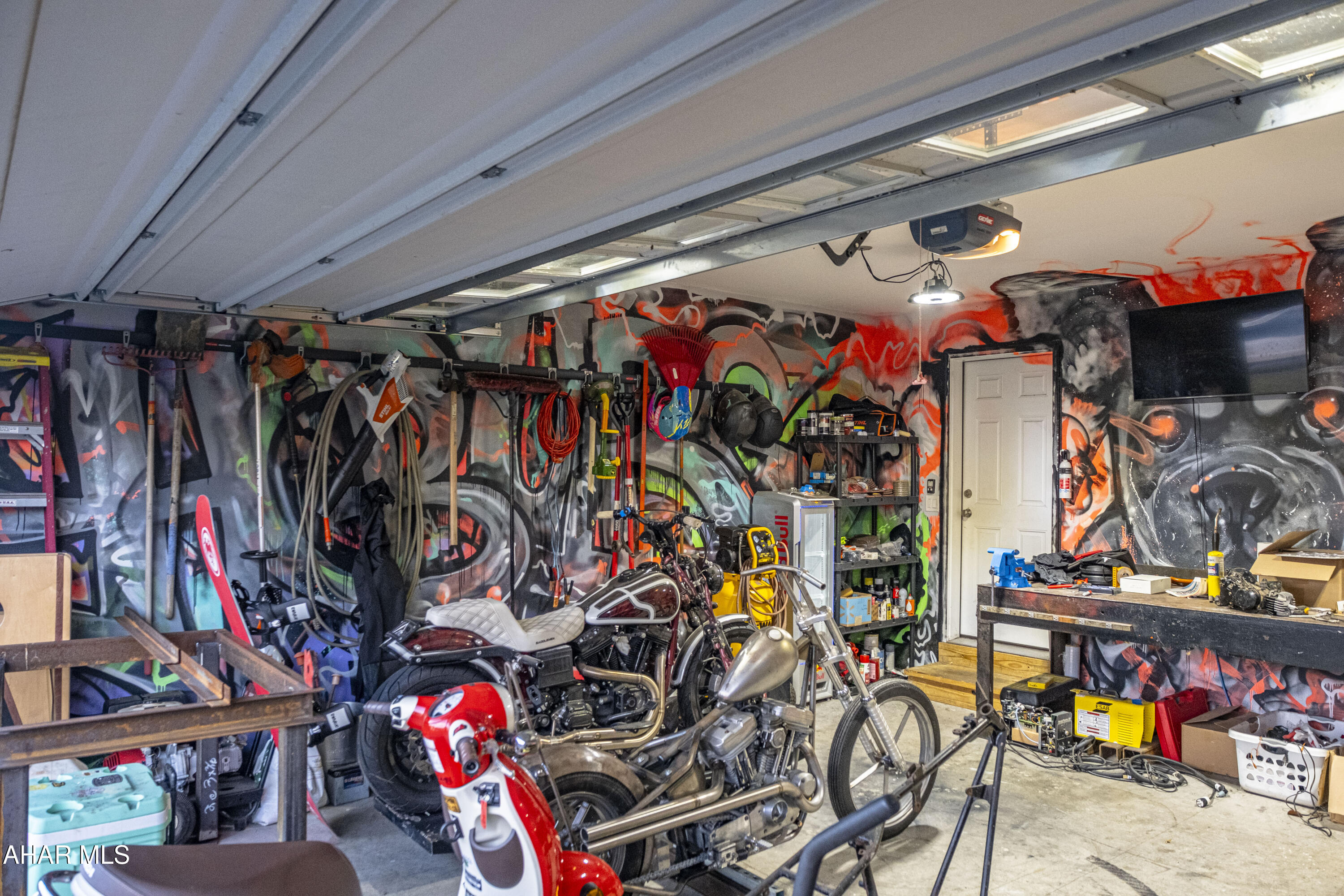 Rolling Hills - Residential