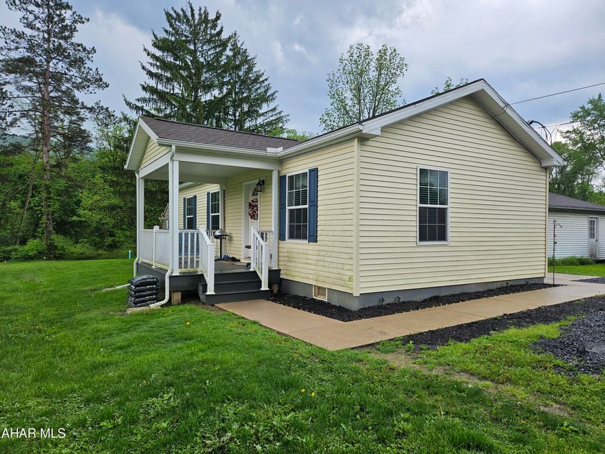 This newer well-kept 2BR, 1BA modular home offers comfortable, single-level living with a bright, open layout. The kitchen is clean and functional, and both bedrooms provide generous space and storage. Fresh updates make it move-in ready, with a manageable yard and convenient location close to local amenities. The shed is included for more storage.  A perfect option for first-time buyers or those looking to downsize!