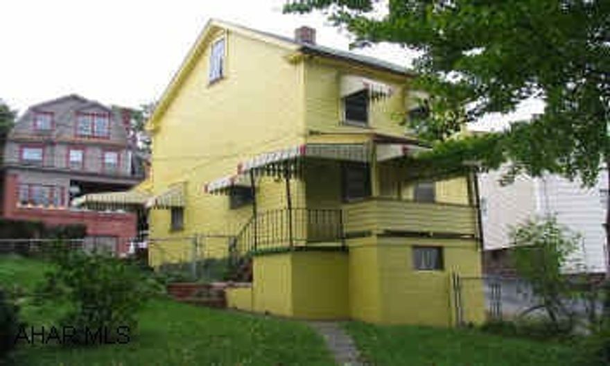 Great Starter Home!!  2-Bedroom,1-Bath, Niced Fenced Lots, One Lot 20x32, Other 38x78, Two Seperate Deeds, Detached Garage, Owner Is a Licensed Real Estate Sales Person in the State of PA.  Owner is having 100 AMP Breakers Electric System Installed.  Great Starter Home!!  2-Bedroom,1-Bath, Niced Fenced Lots, One Lot 20x32, Other 38x78, Two Seperate Deeds, Detached Garage, Owner Is a Licensed Real Estate Sales Person in the State of PA.  Owner is having 100 AMP Breakers Electric System Installed.