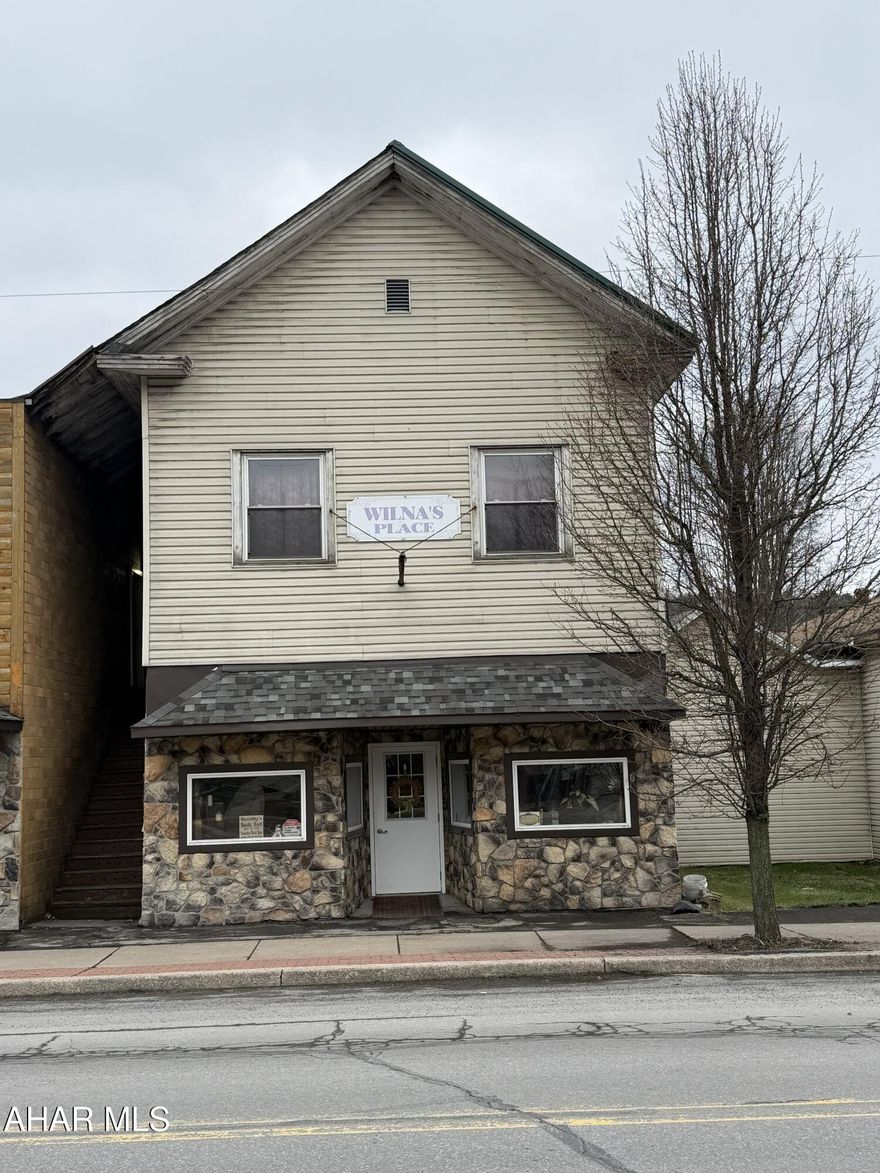 Investment Opportunity at a great price.  This 5-unit apartment complex is just waiting for someone to take over and start making money. Theres a bonus with this building and the entire first floor is remodeled and used as a business space.  On the first floor, there's a very spacious open layout room with plenty of room to grow any business. It is currently occupied by a renter.  Behind the business space there is a half bath and two spacious storage closets with an extra bonus room that was fully remodeled as well.
  Onto the second floor, there is two Units remodeled and ready for renting and one is currently tenant occupied.  Within each apartment there is two bedrooms and one full bath. There is 3 more units located on this floor that need a little work to start making more of a profit. Electric is portioned to each Unit.  Come see this place today while it lasts.