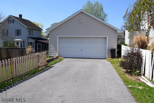 Hollidaysburg - Residential