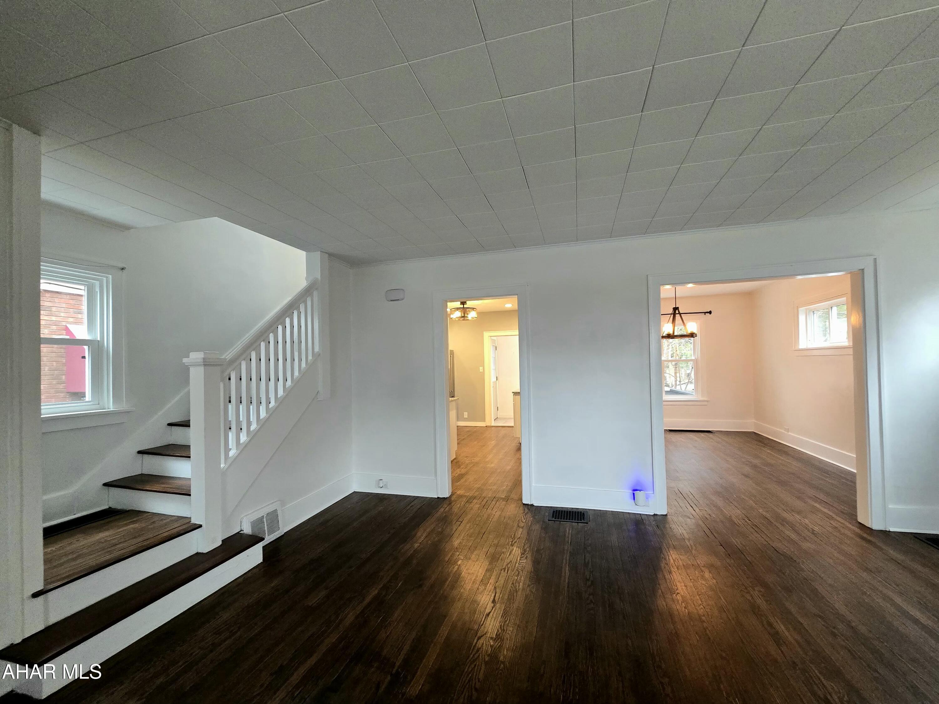 Llyswen - Residential