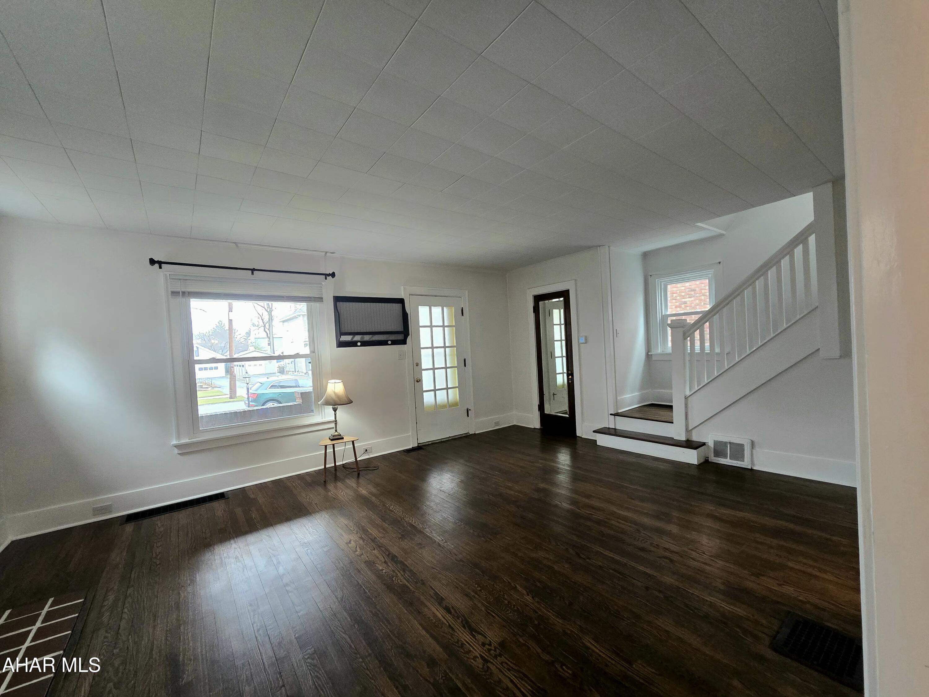 Llyswen - Residential