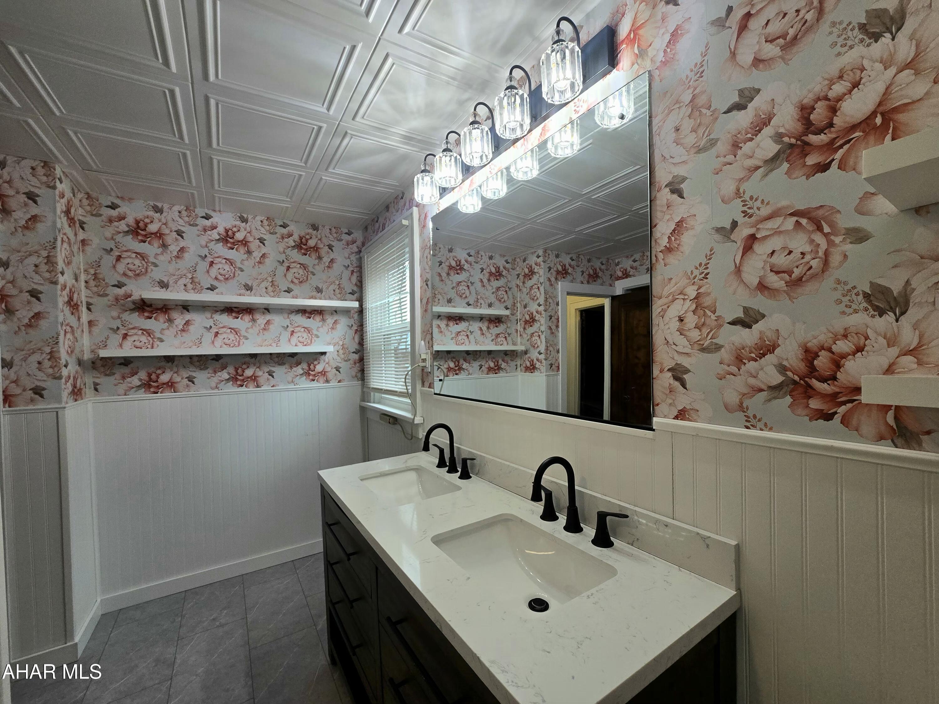 Llyswen - Residential