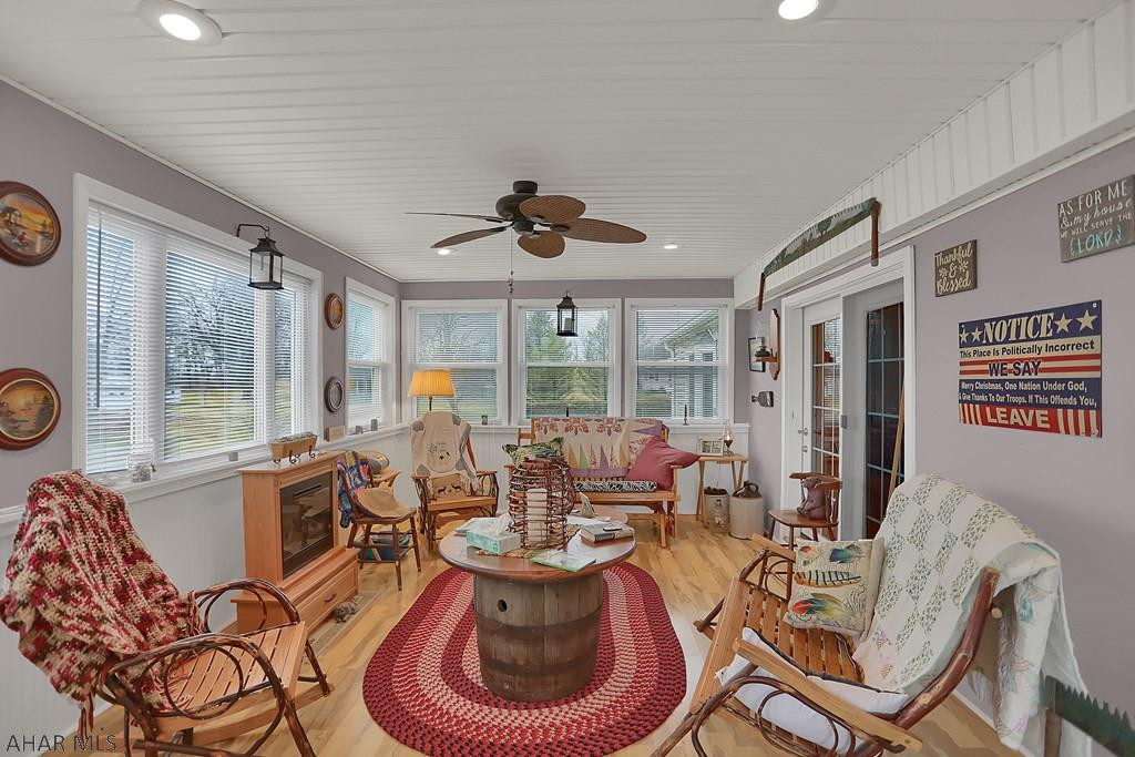 Sinking Valley - Residential