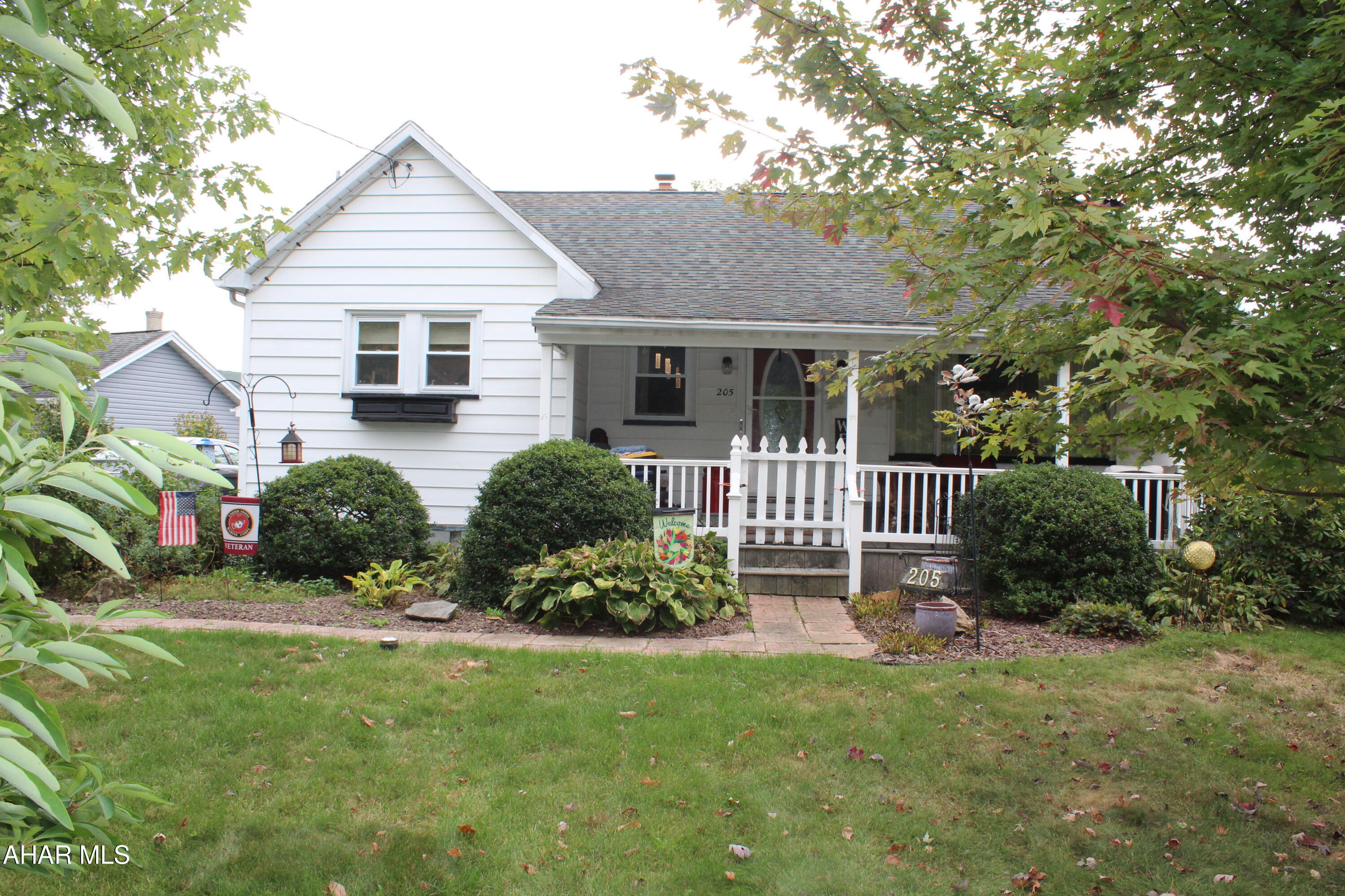 Llyswen - Residential