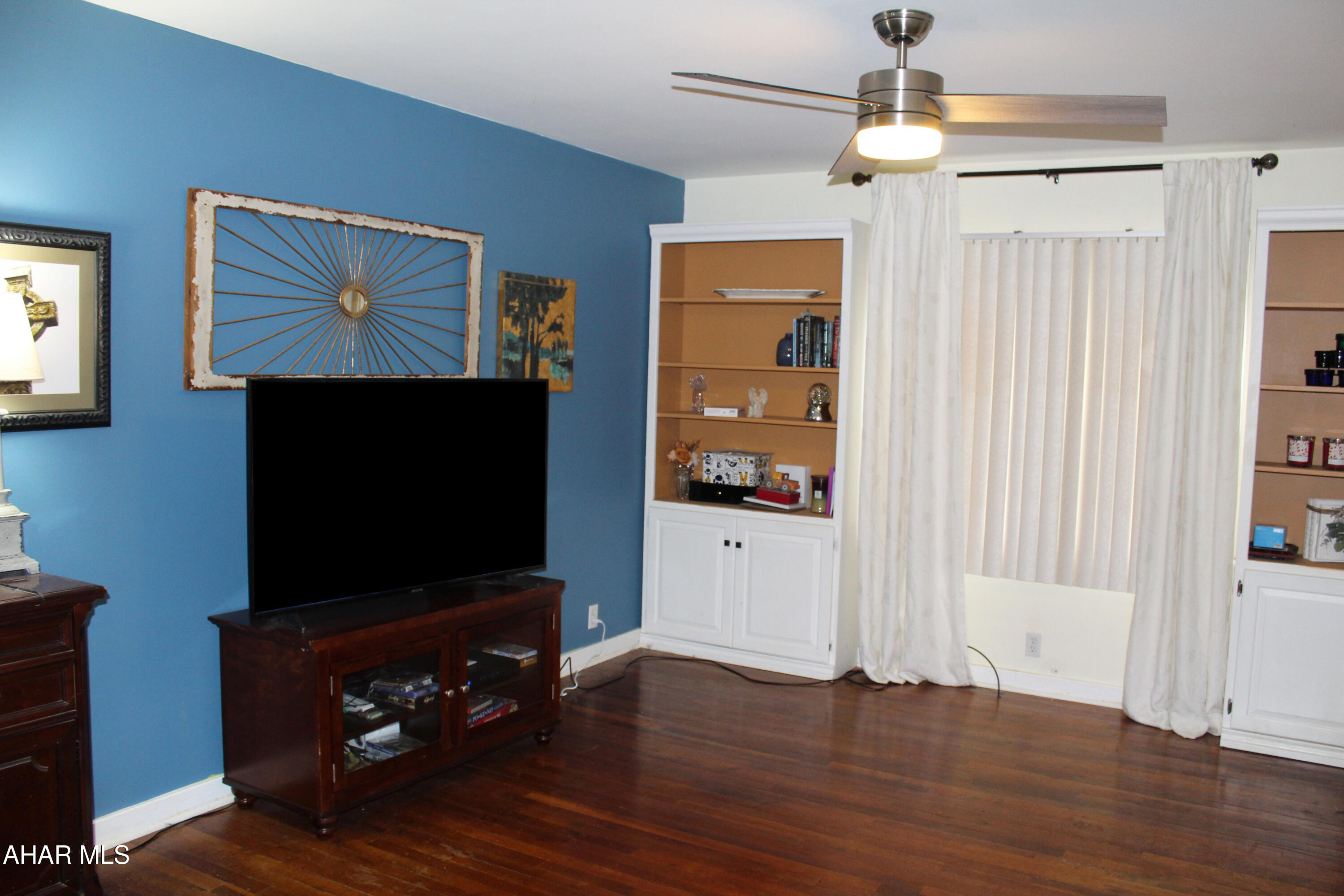 Llyswen - Residential