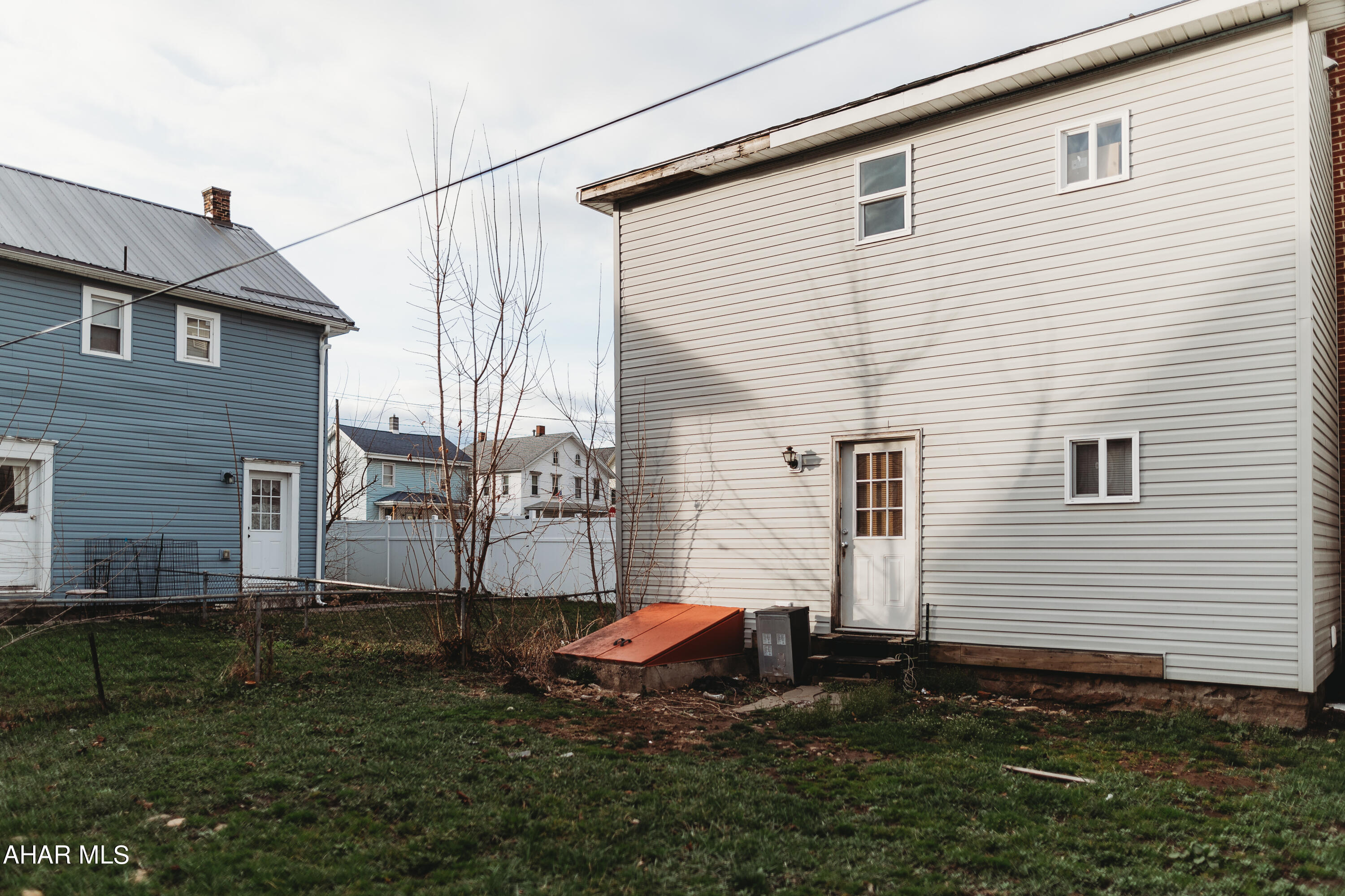 Unknown - Residential