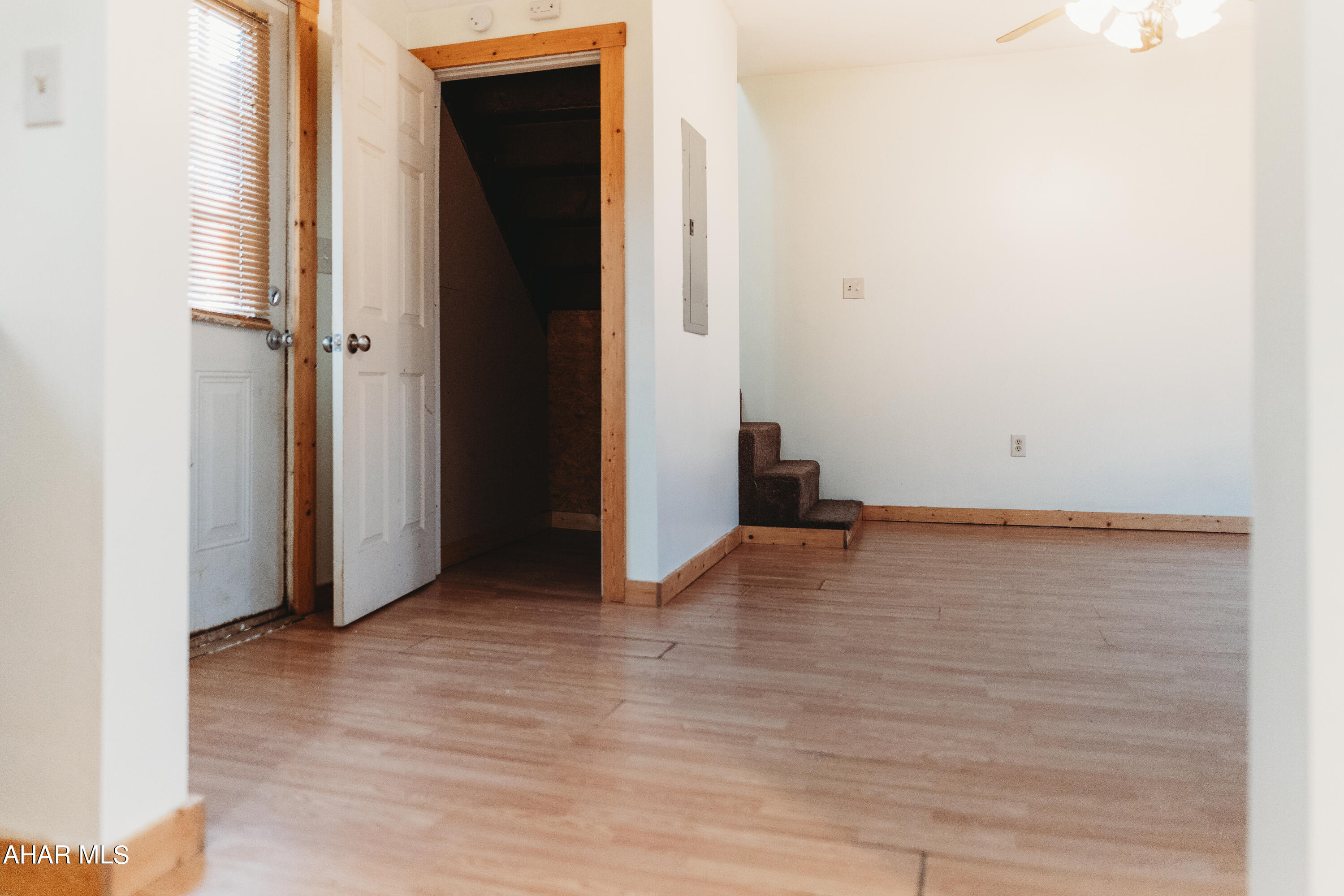 Unknown - Residential