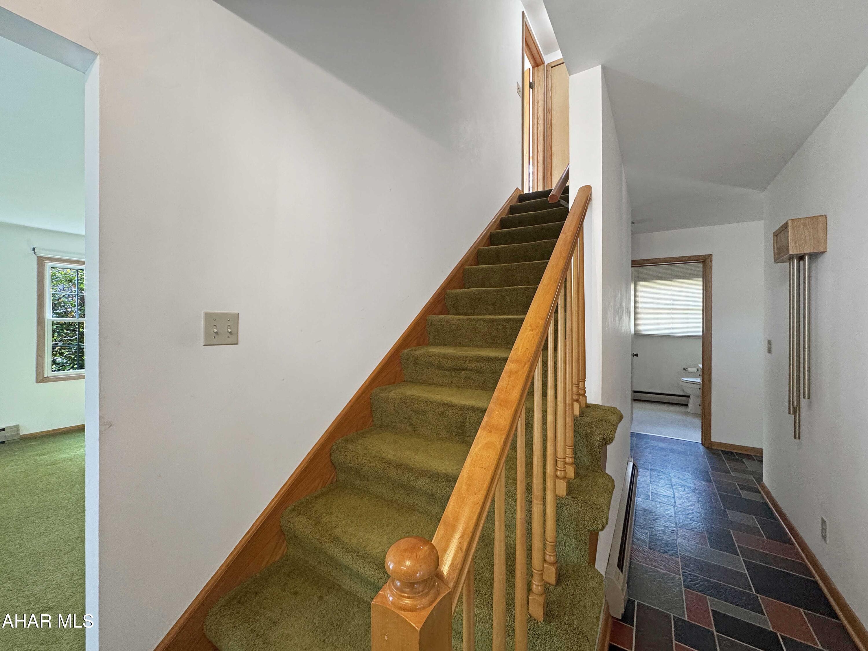 Crestwood - Residential