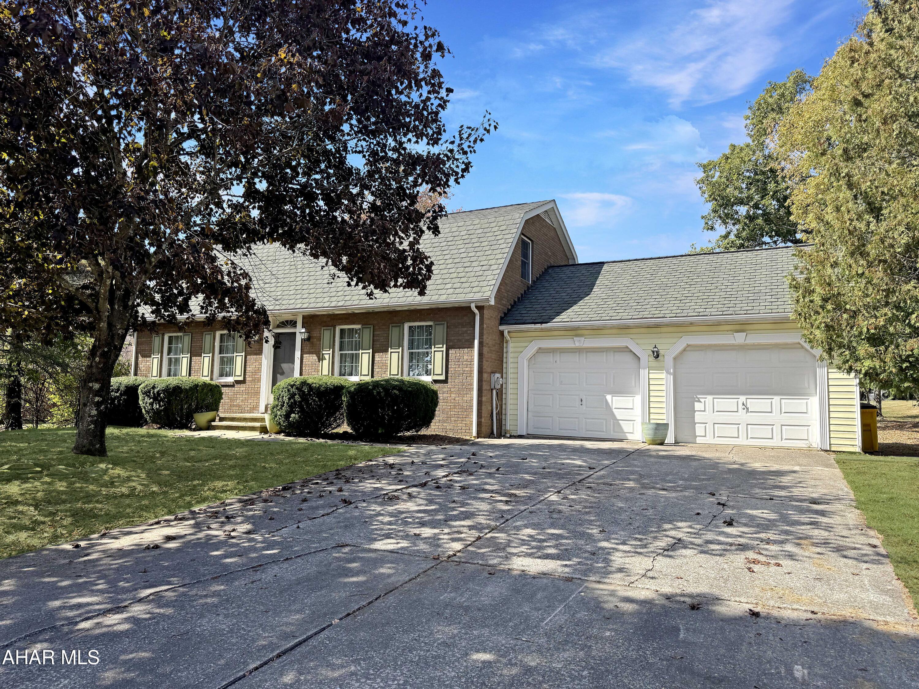 Crestwood - Residential