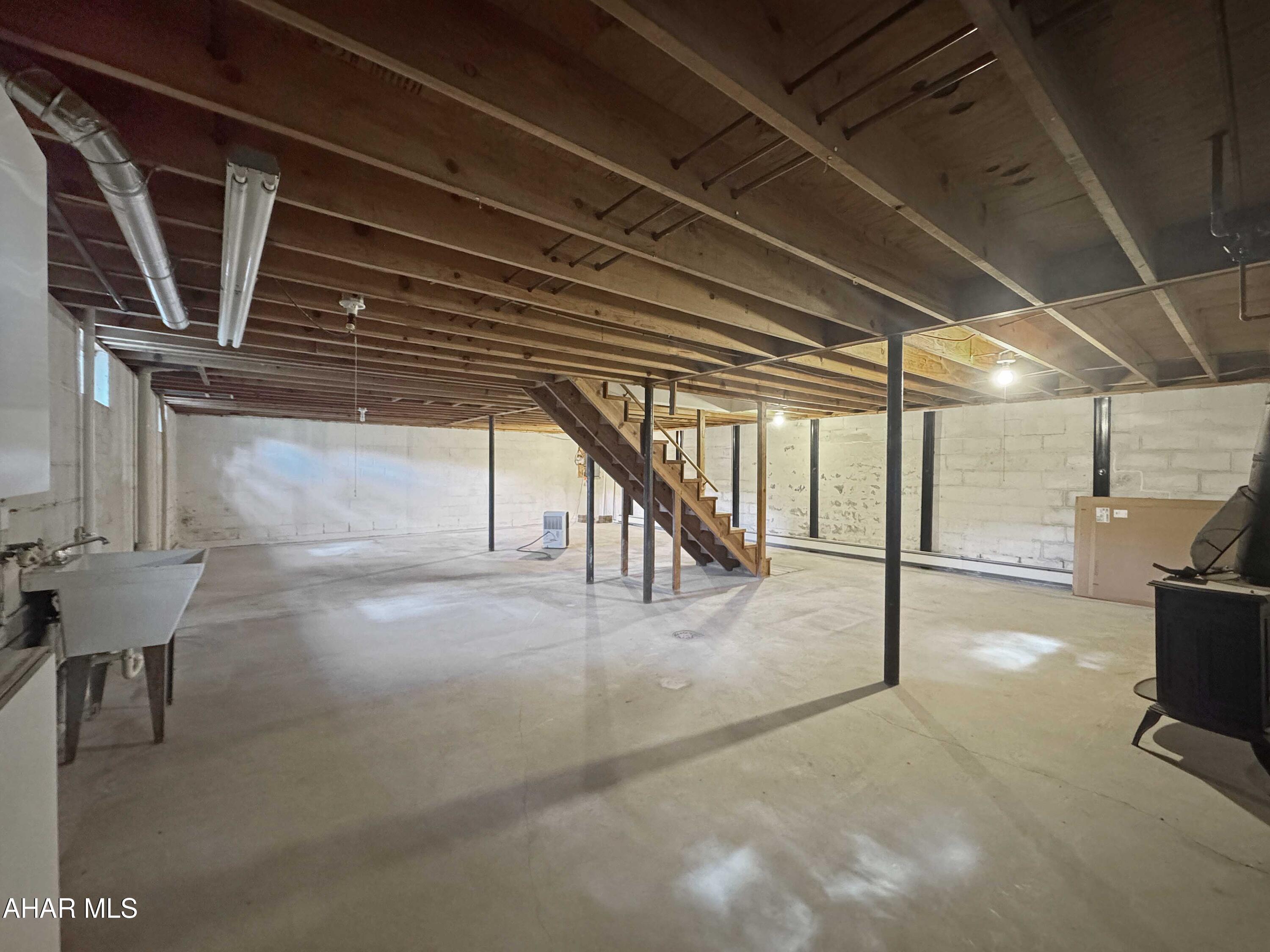 Crestwood - Residential