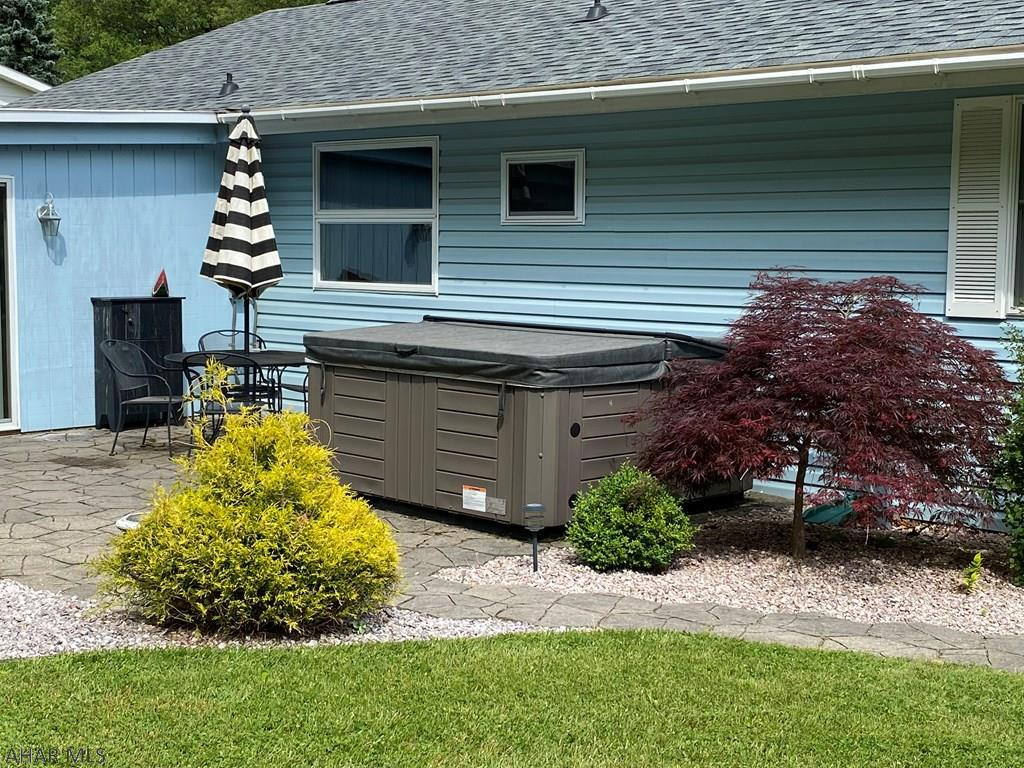 Sinking Valley - Residential