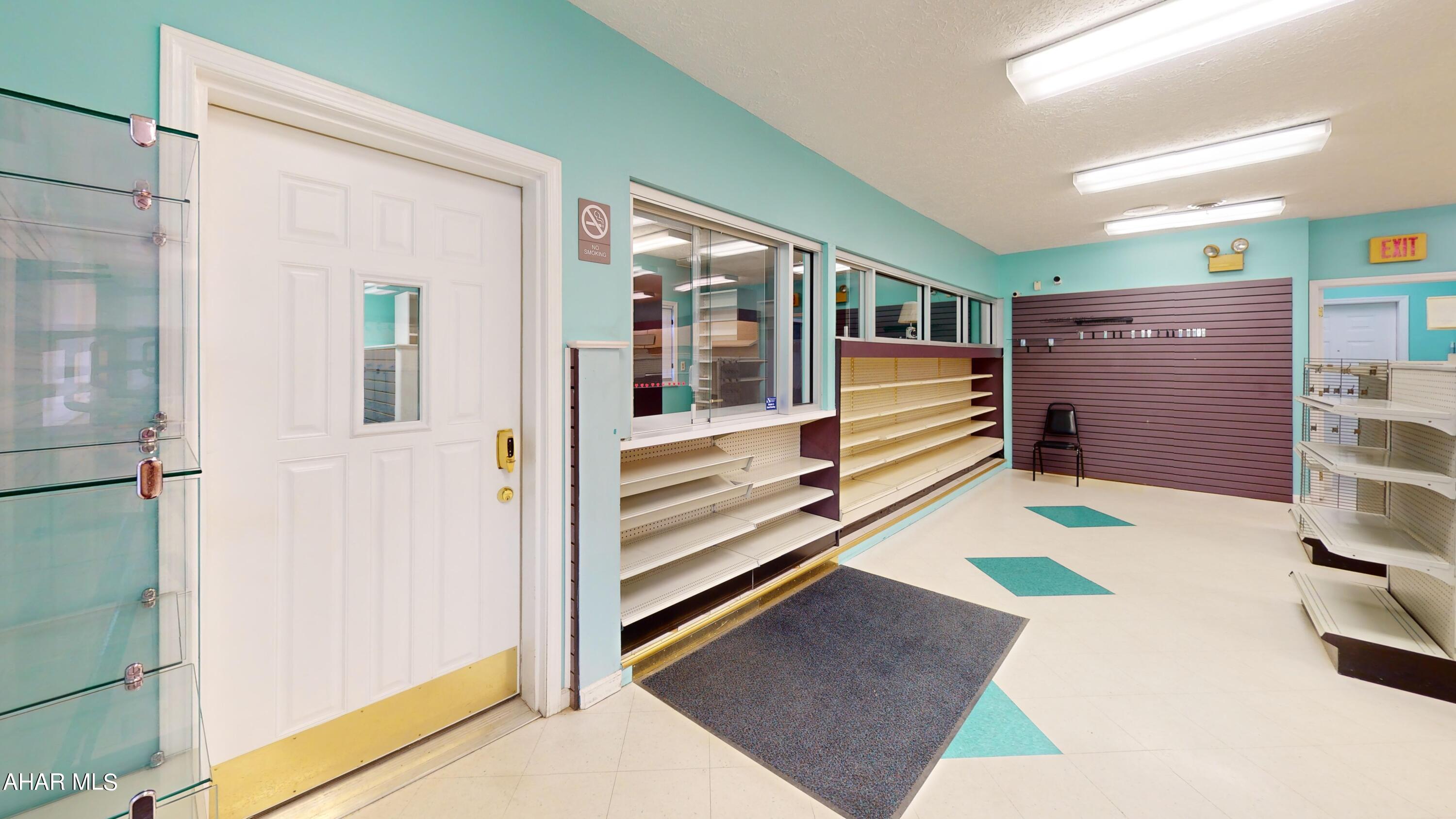 Greenwood - Commercial Sale