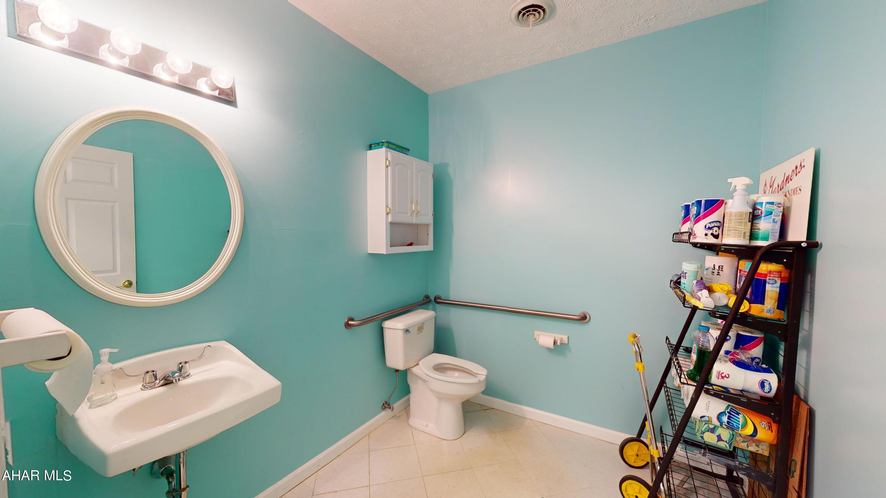 Greenwood - Commercial Sale