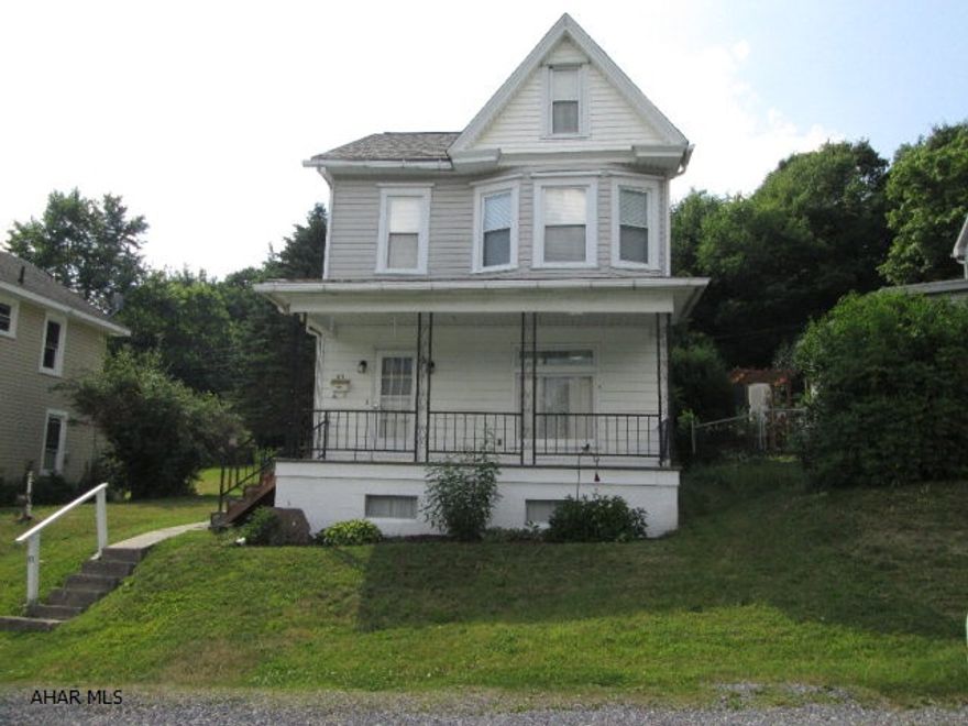 Terrific home in the Juniata area of Altoona! Large Eat-in kitchen with breakfast bar. Convenient first floor laundry. Maintenance-free vinyl siding and newer roof. New furnace in 2009. Home sits on a double lot and has a private backyard that borders a wooded lot. This would make a great home for the first time buyer!