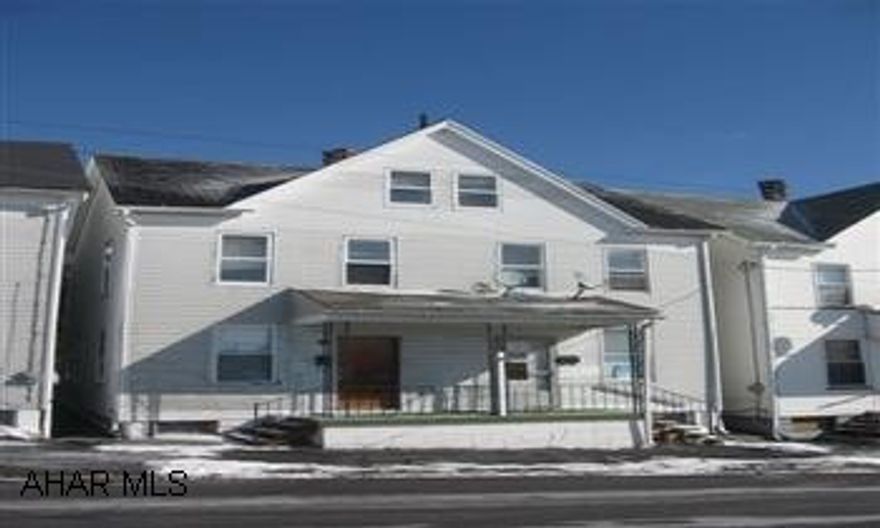 Nice double house 2BR 1BA on each side with potential to each be 3BR. All sep utilities. Ready for tenants. Left side new bath. Updated kitchens both sides. Newer carpet.