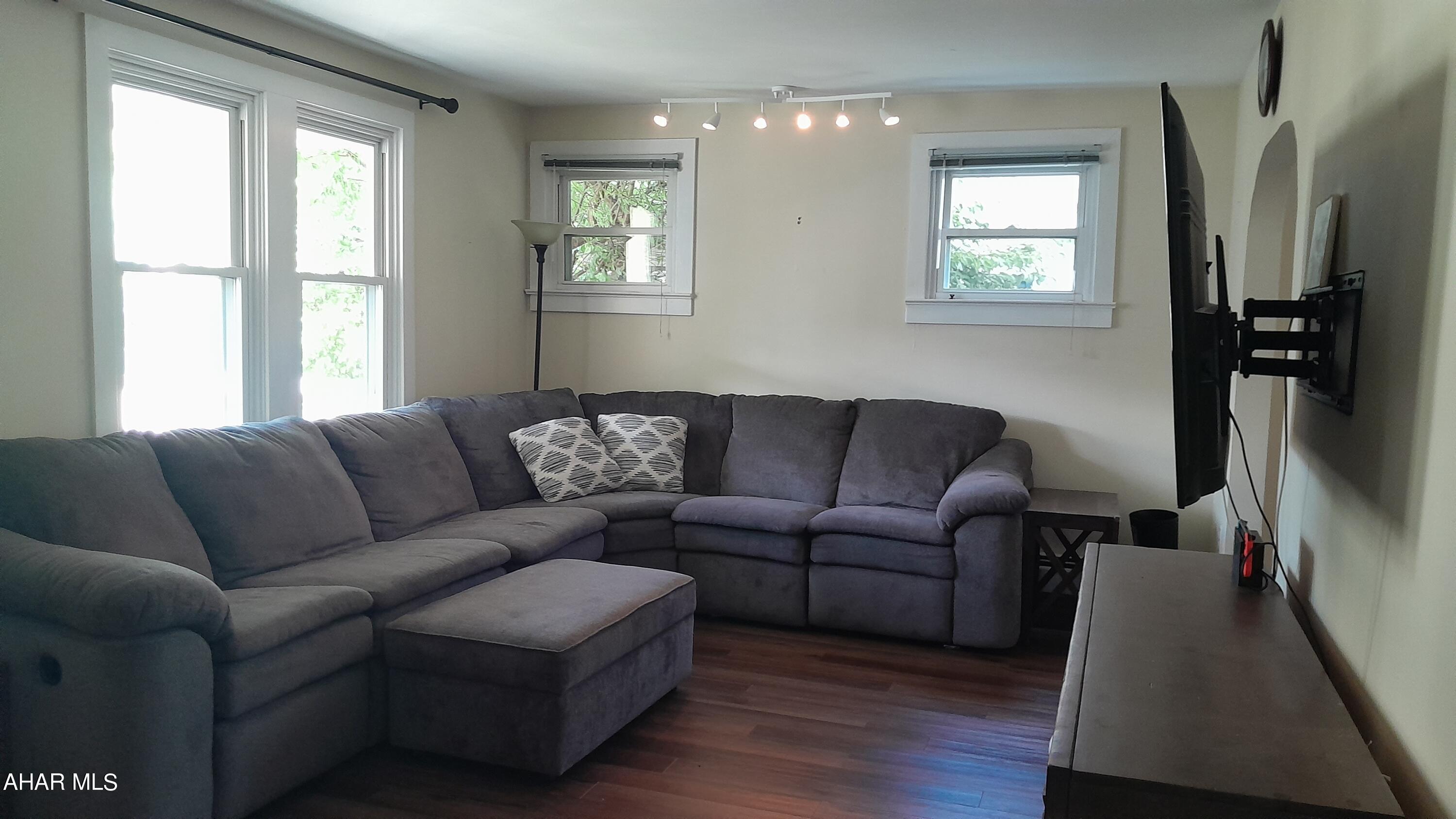 Hollidaysburg - Residential