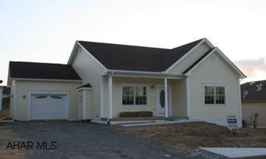 New construction, maintenance free Patio House located in Bedford's premium new subsivision , master bedroom, 2 guest bedrooms, 2 full baths. Open floor plan w/spacious living room, dining room, custom kitchen, full unfinished basement. Covered front porch, back deck. Includes paved driveway and landscaping.Pella windows, 9' ceilings, underground utilities. Conveniently located close to town. Deed covenants apply.