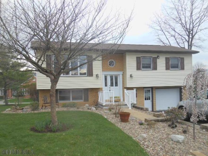 Pack your belongings and move right into this beautiful home in Penn Farms. Nothing to do but start enjoying everything this home has to offer. The level lot and gorgeous landscaping will draw you in and the maintenance free, tastefully updated inside will make you fall in love. Schedule your showing today to see the 3 bedroom, 2 bath beauty.