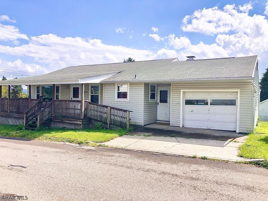 Three bedroom ranch home on a corner lot in the Conemaugh Valley School District.   Newer furnace, main level laundry, eat-in kitchen, original hardwoods under carpet.   All appliances including washer and dryer are included.