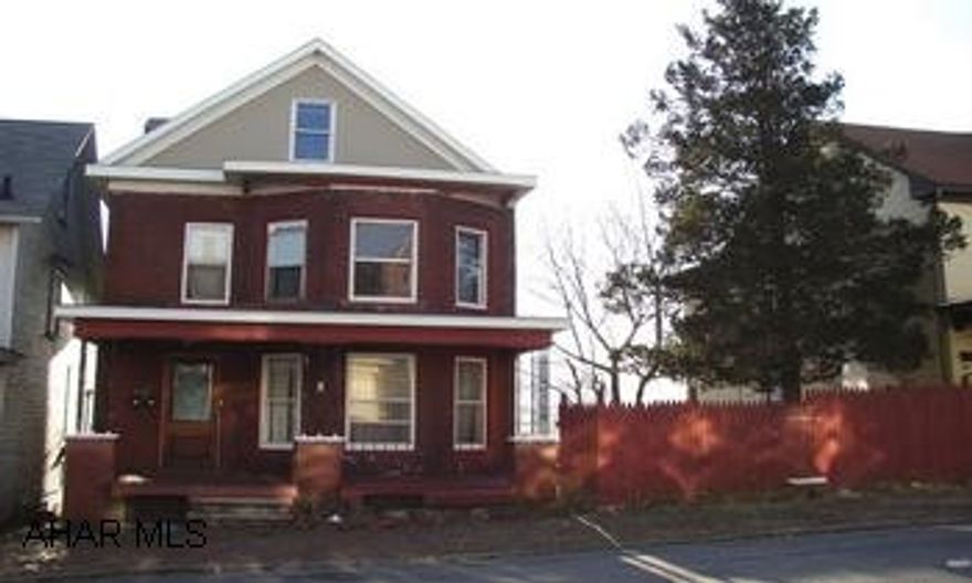 ALTOONA BRICK 3 STORY. HISTORY OF BEING DUPLEXED. 2 KIT., 2 BATHS. EXCELLENT MONEY MAKING POTENTIAL. CLOSE TO ALTOONA CAMPUS AND HOSPITAL. OFF STREET PARKING. ALTOONA BRICK 3 STORY. HISTORY OF BEING DUPLEXED. 2 KIT., 2 BATHS. EXCELLENT MONEY MAKING POTENTIAL. CLOSE TO ALTOONA CAMPUS AND HOSPITAL. OFF STREET PARKING.