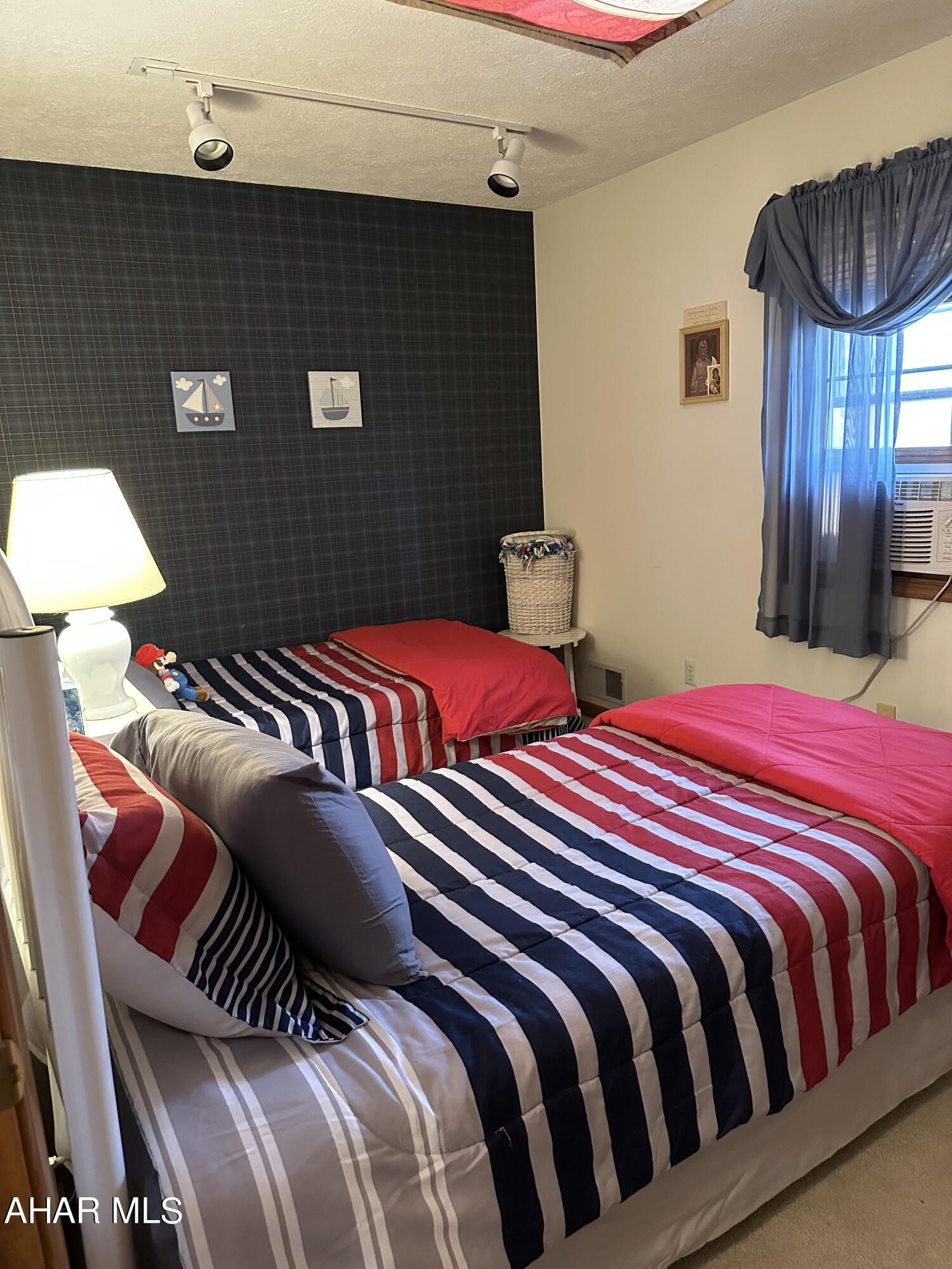 Chapel Hill Estates - Residential