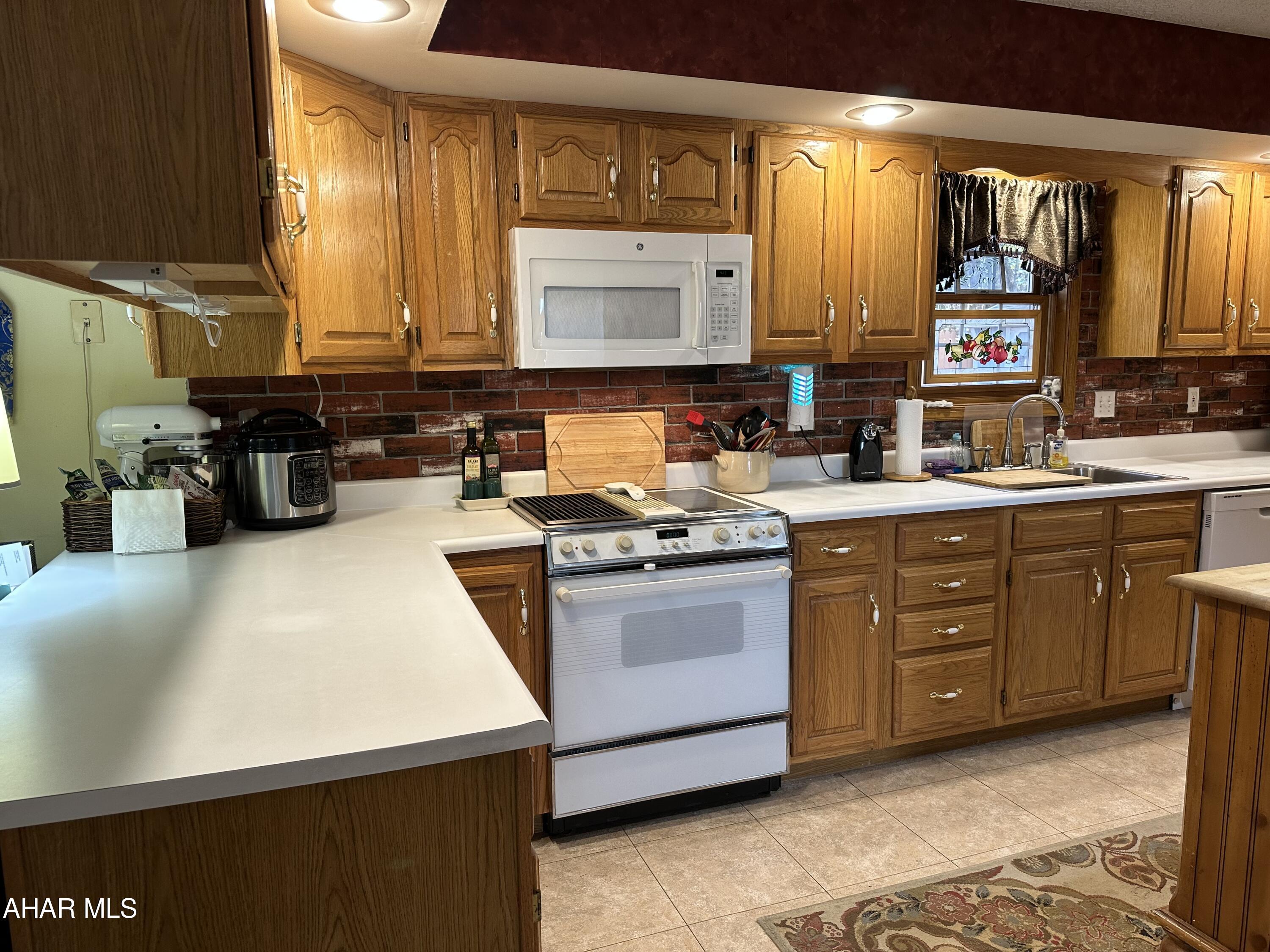 Chapel Hill Estates - Residential