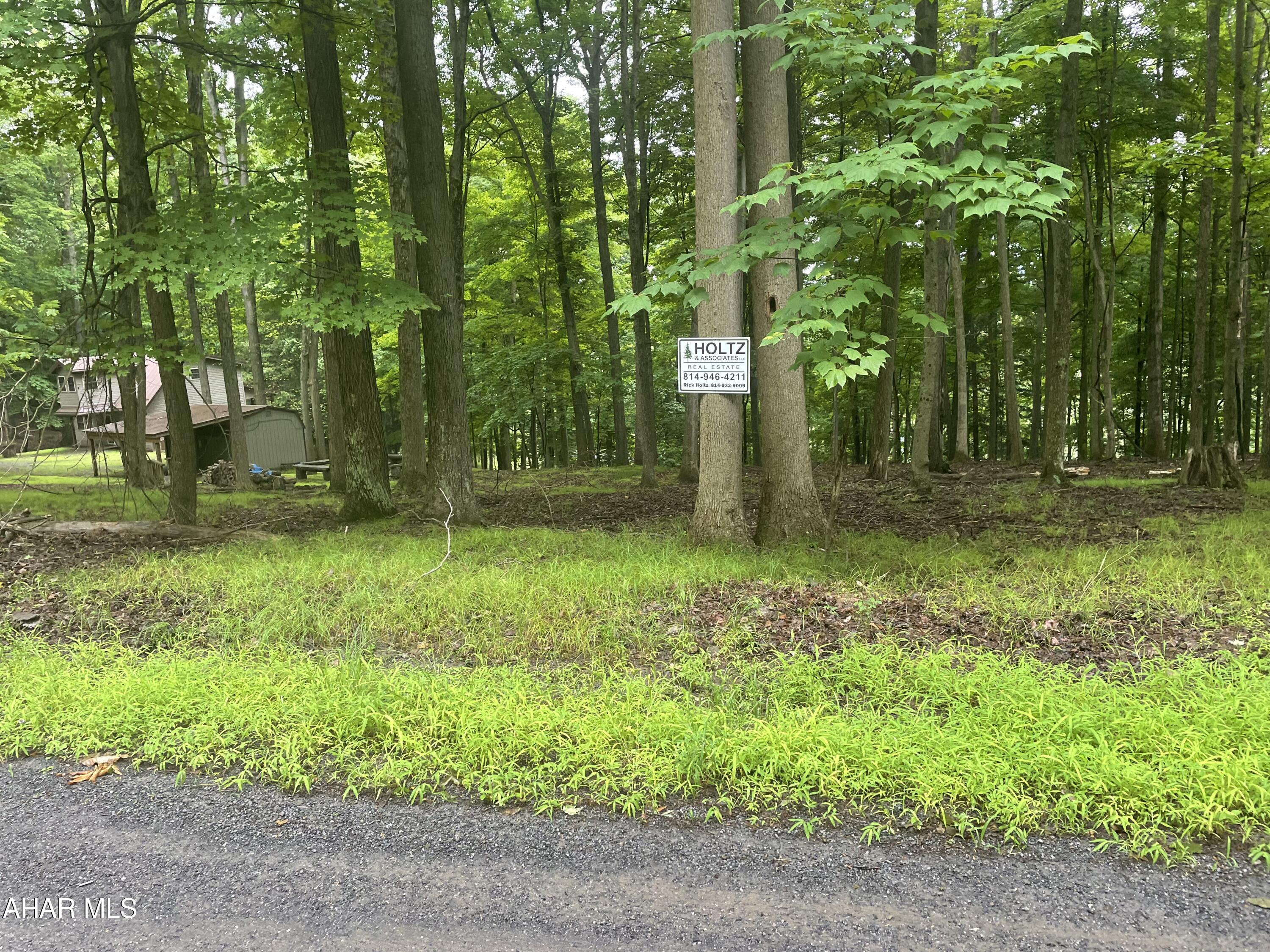 Glendale Yearound - Commercial Sale