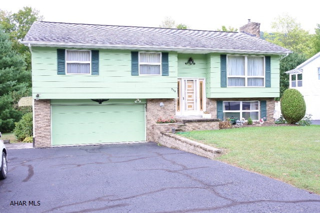 Foot of Ten - Residential